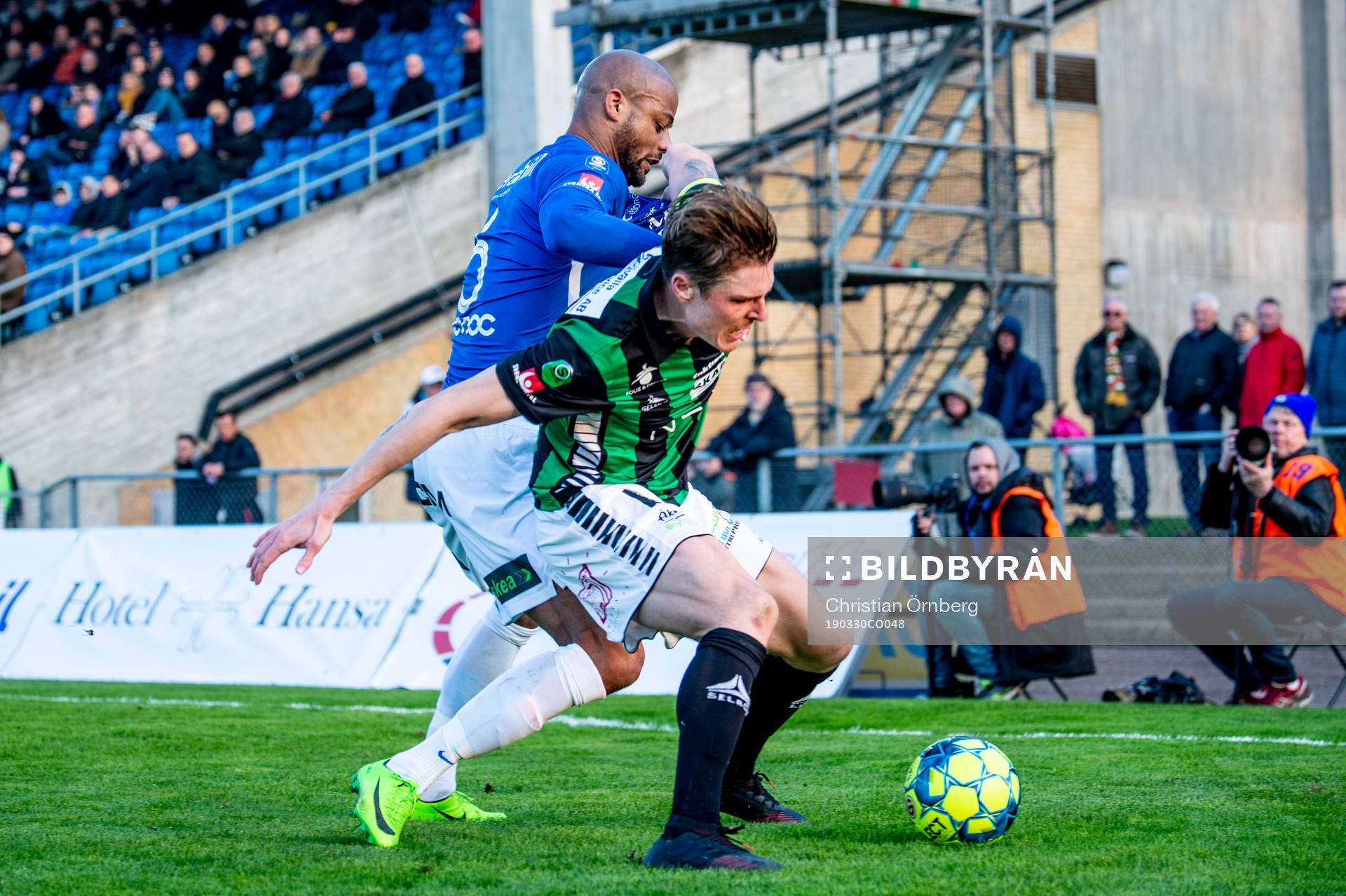 Trelleborgs Salif Camara Jönsson mot GAIS Marcus Bergholtz