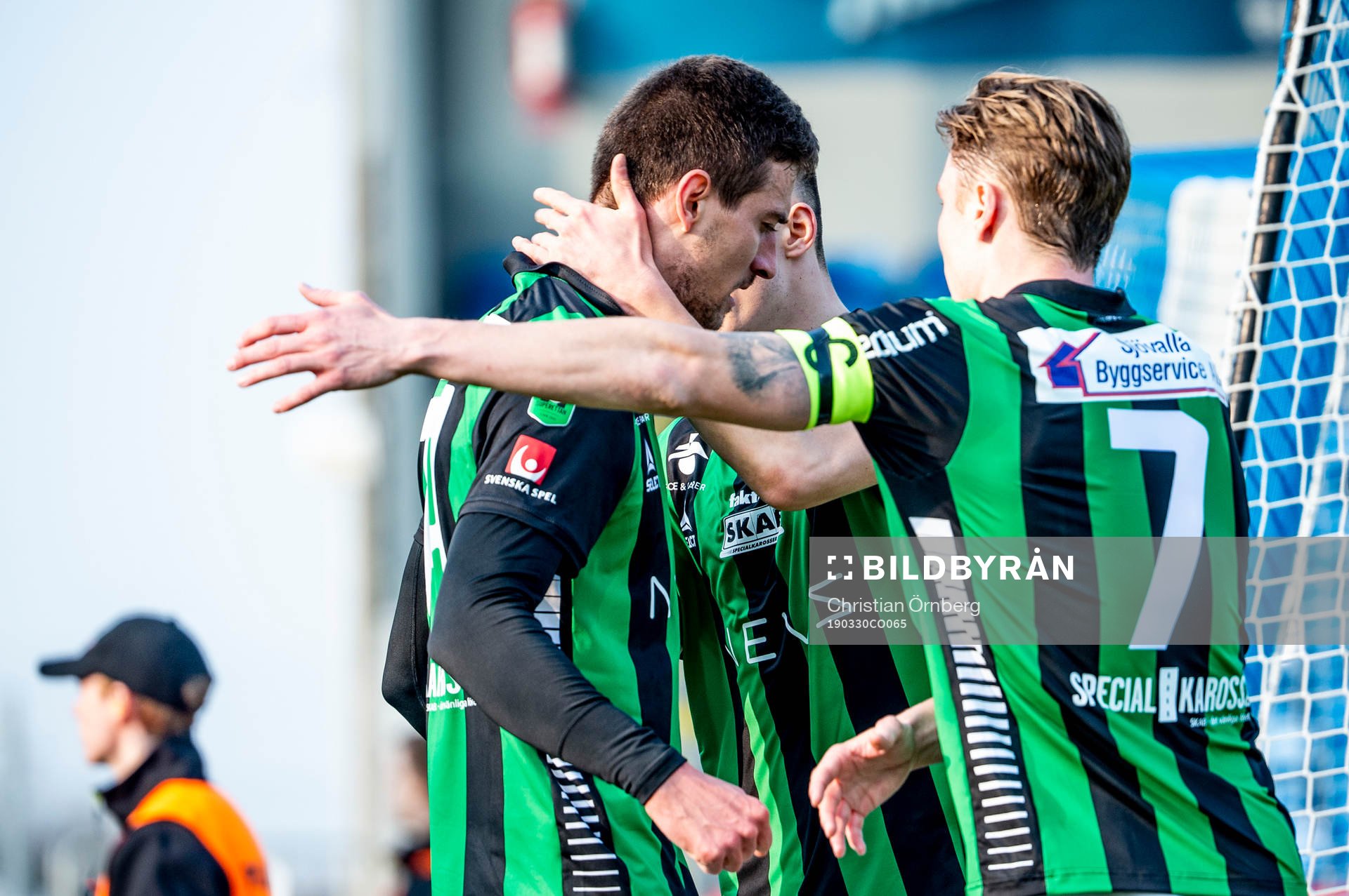 GAIS Nikola Asceric jublar efter 2-2 med Marcus Bergholtz under fotbollsmatchen i Superettan mellan Trelleborg och Gais den 30 mars 2019 i Trelleborg.