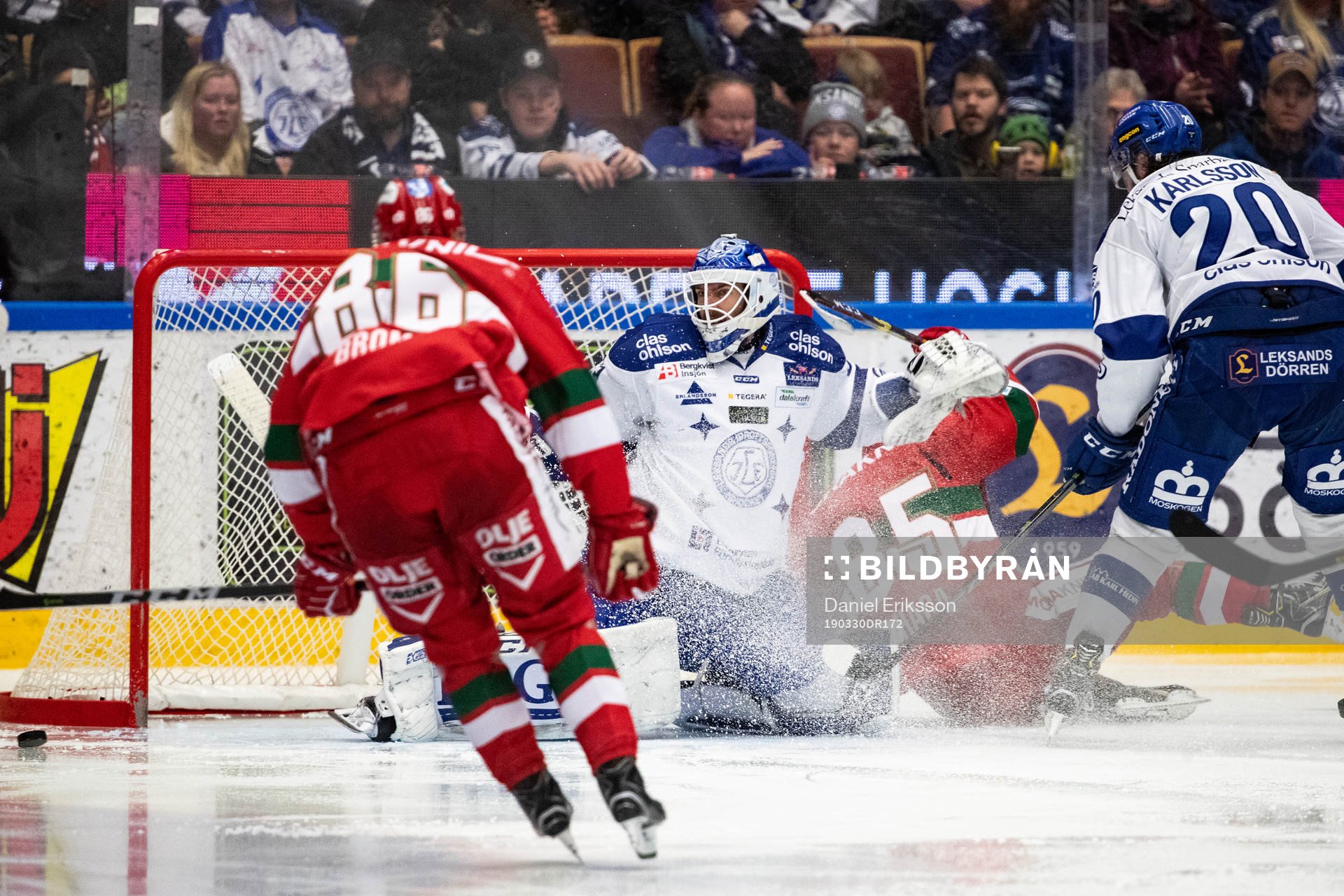Leksands målvakt Axel Brage och Moras Michael Haga