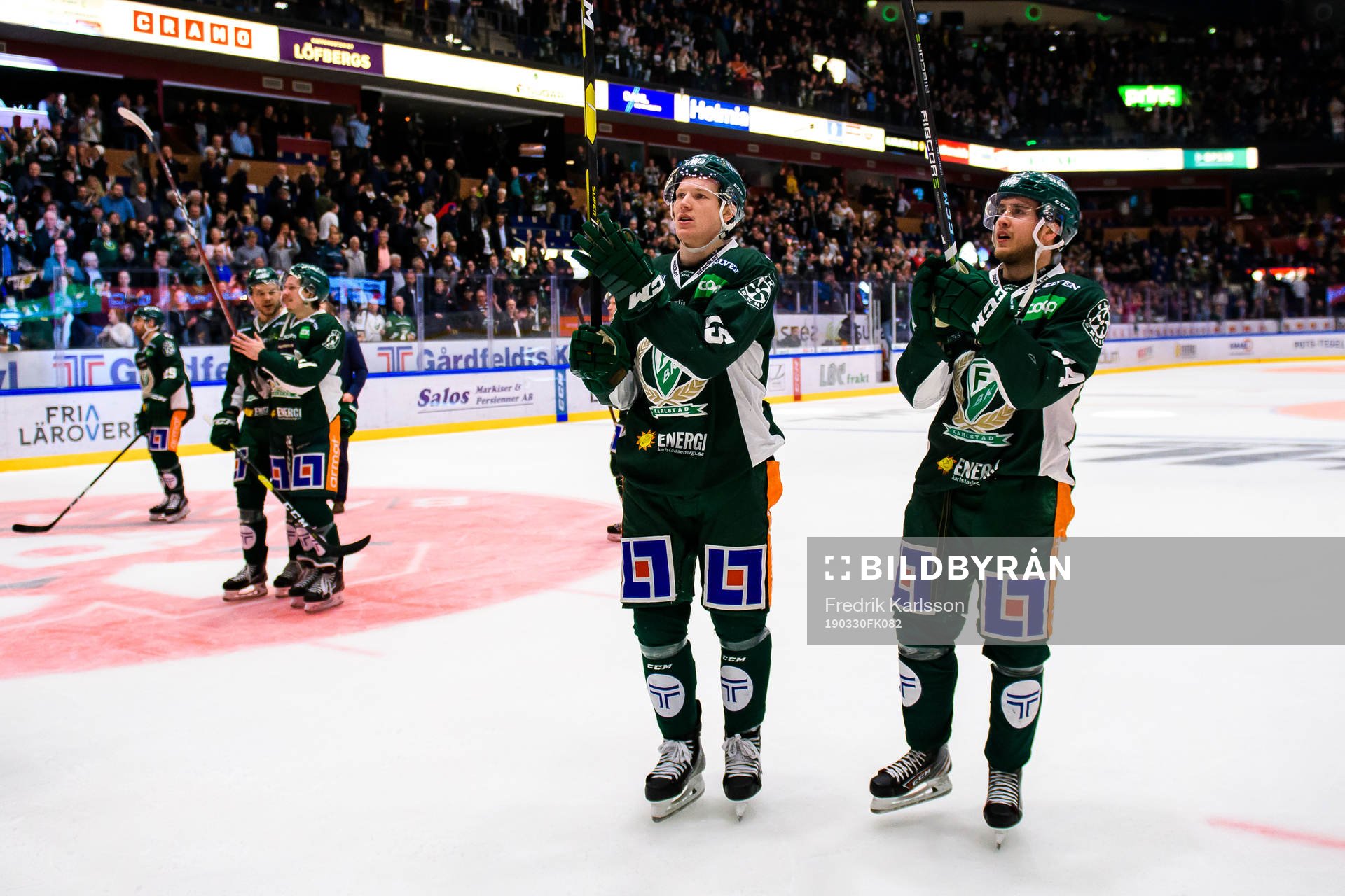 Färjestads Gustav Rydahl och Michael Lindqvist jublar och