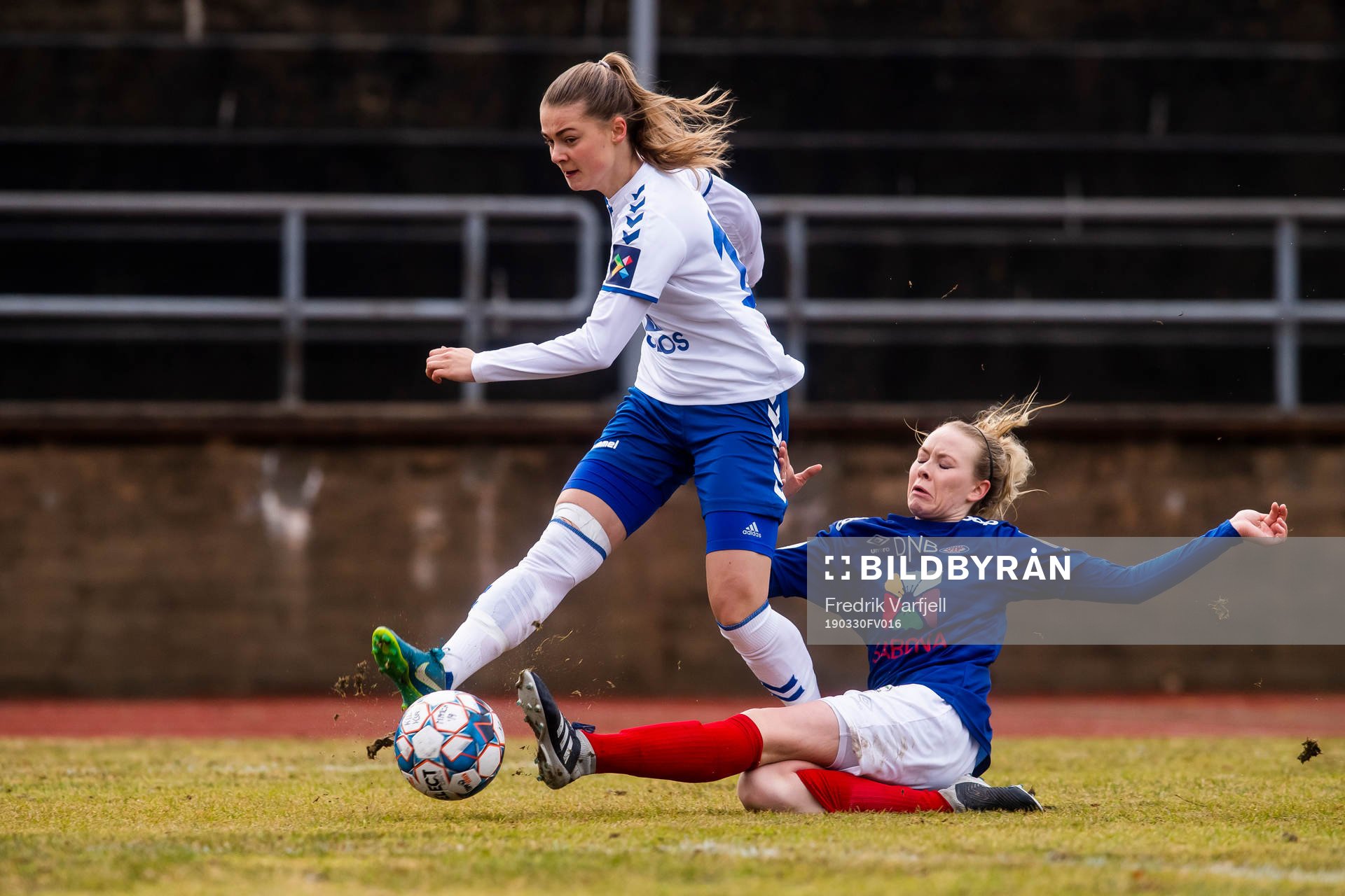 Eline Hegg of Kolbotn and Ingrid Tina Dalgård of Vålerenga