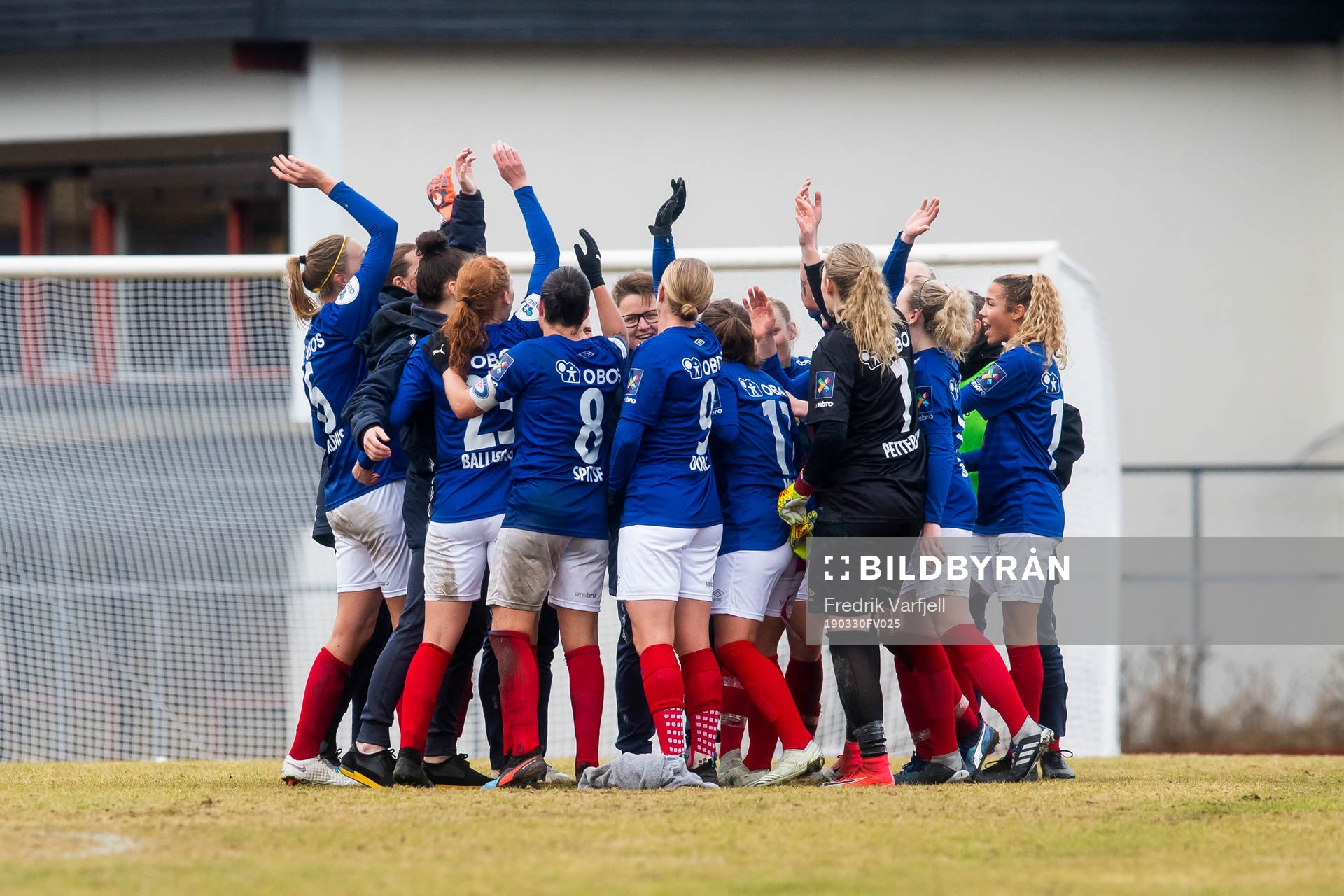 The players of Vålerenga celebrate