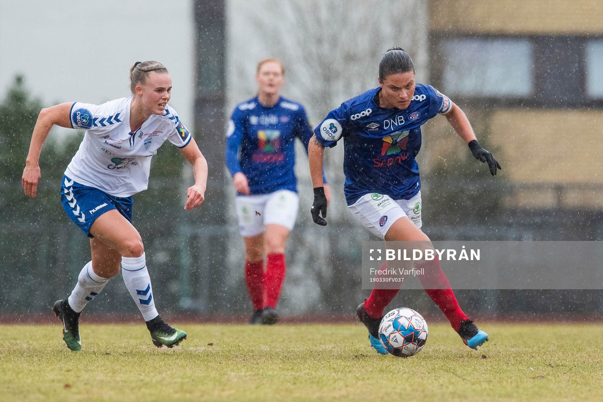 Nora Eide Lie of Kolbotn and Sherida Spitse of Vålerenga