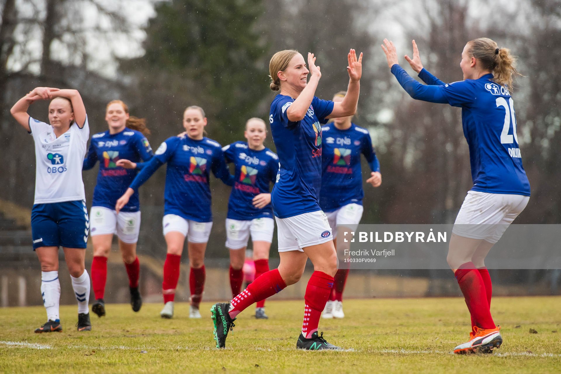 Natasha Khalila Dowie of Vålerenga celebrates with Marie