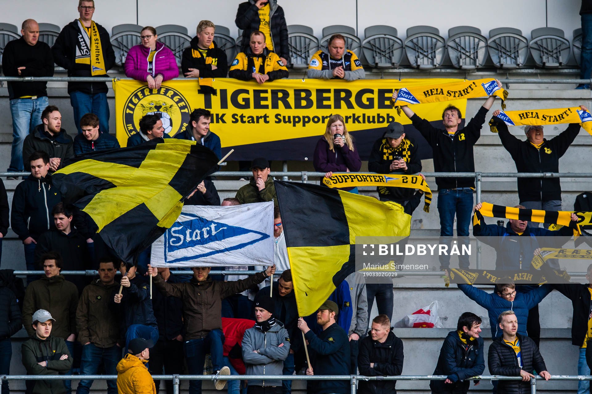 Fans of Start