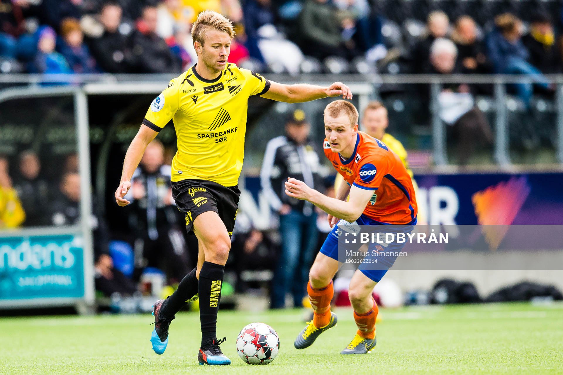 Henrik Robstad of Start and Torbjørn Agdestein of Aalesund