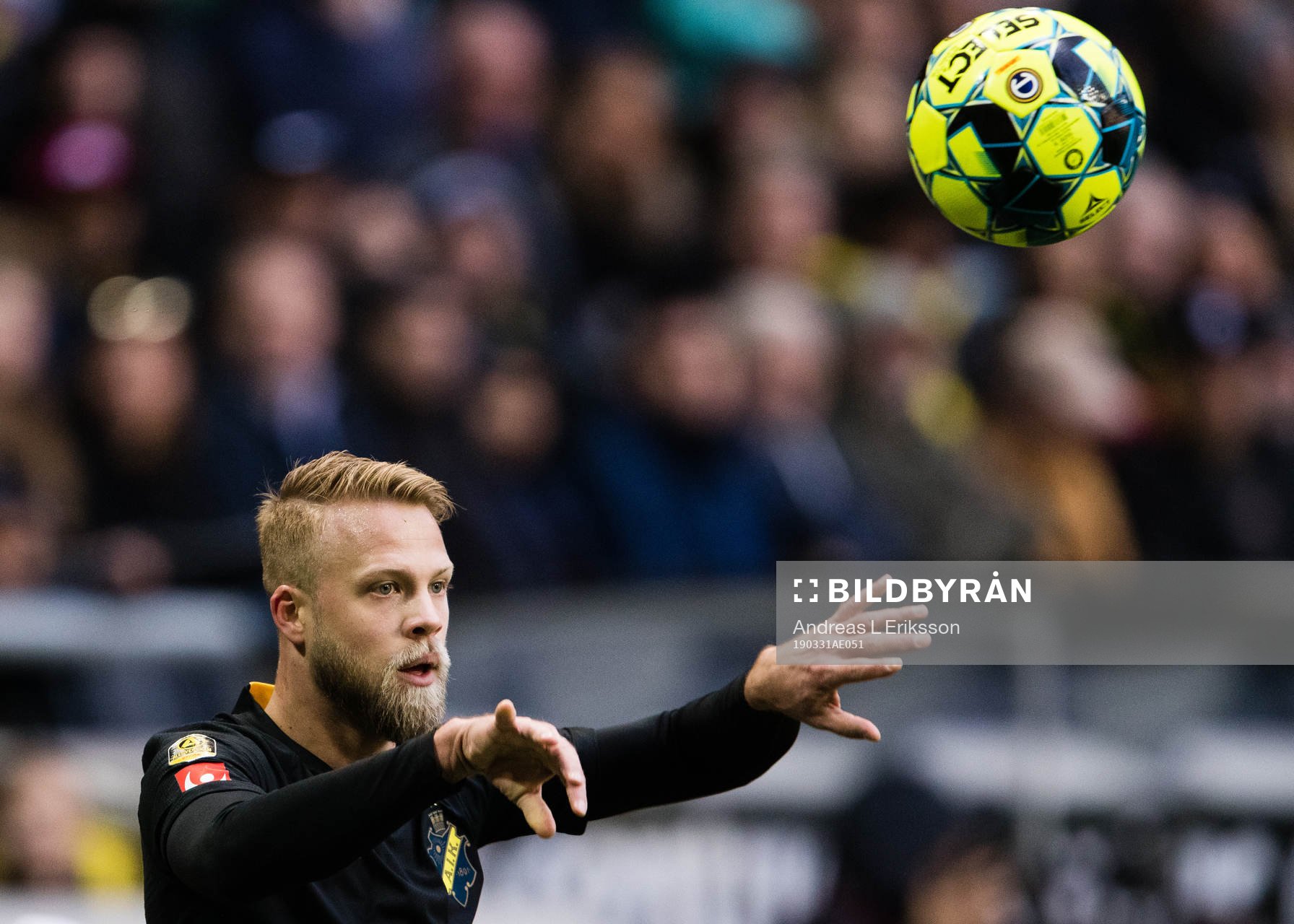 s Daniel Sundgren med ett inkast