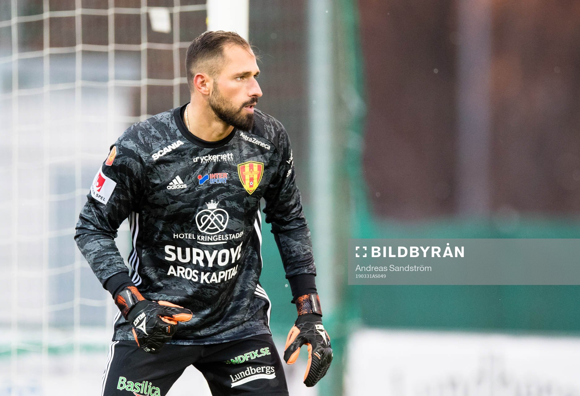 Syrianskas målvakt Dejan Garaca