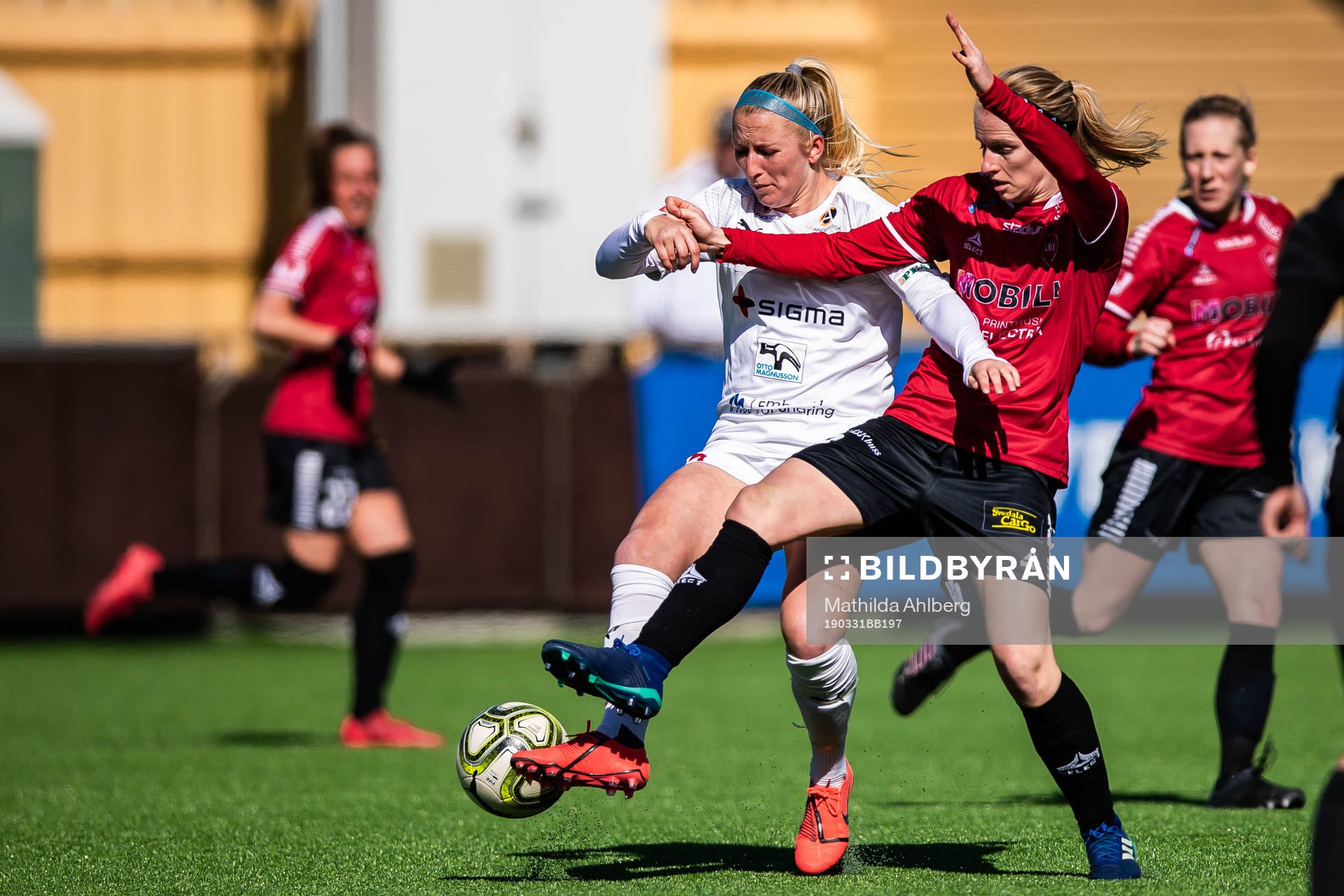 Rosengårds Hailie Mace och Limhamn Bunkeflos Amanda Kander