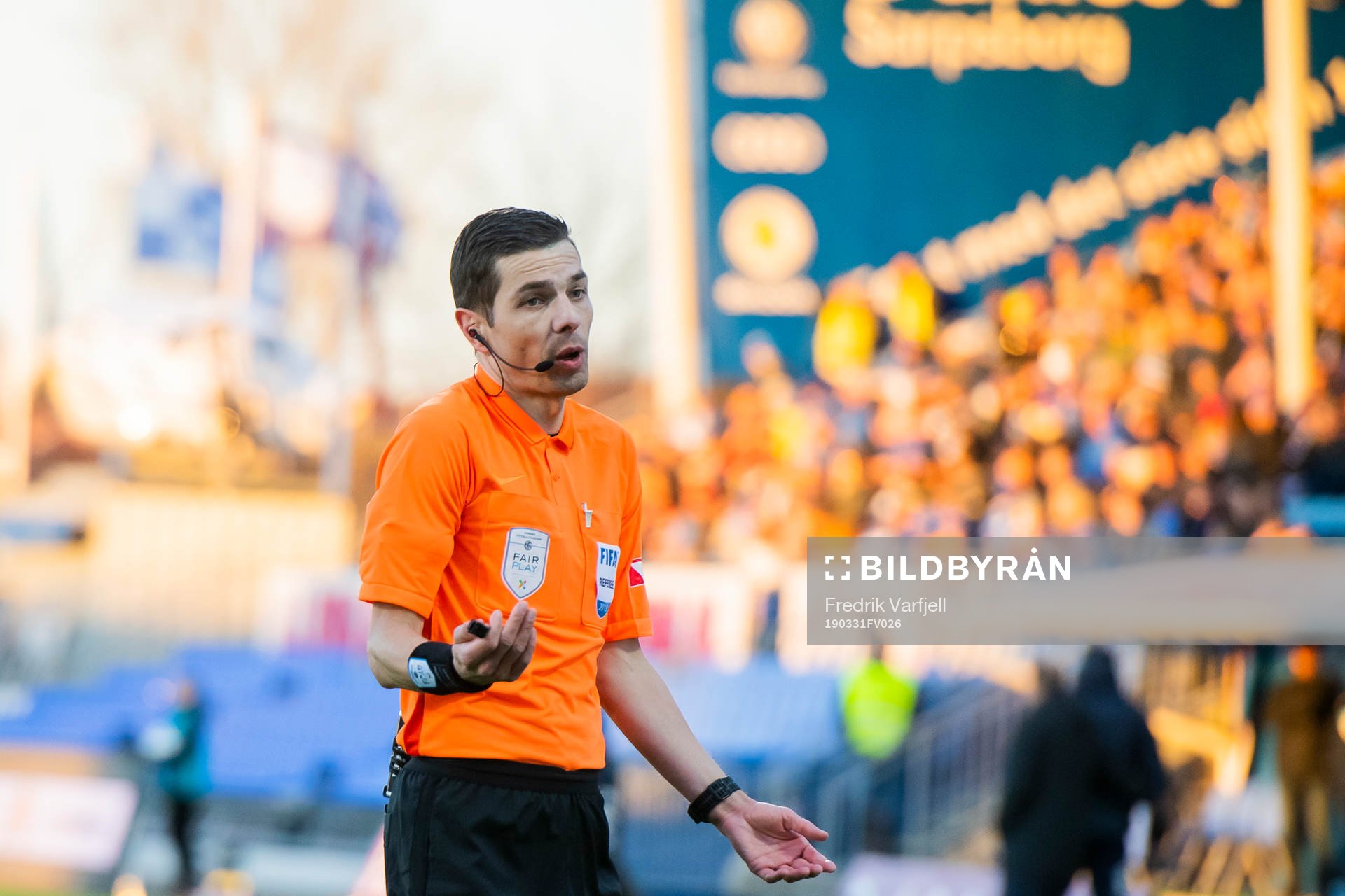 Tore Hansen, referee