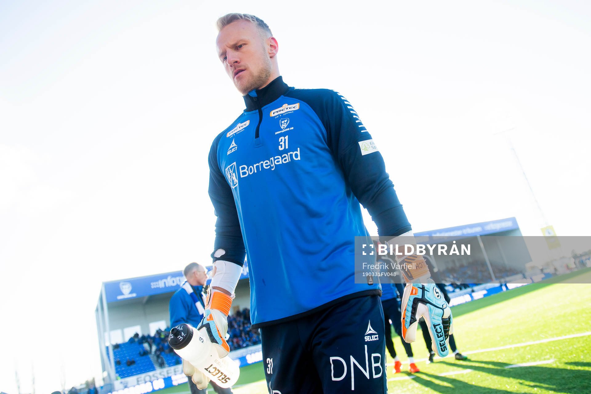 Goalkeeper Aslak Falch of Sarpsborg 08