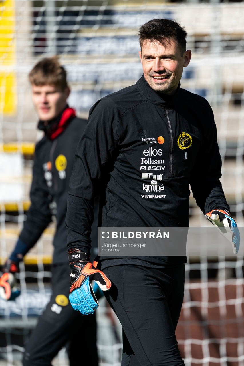 målvakt Kevin Stuhr Ellegaard med målvakt Tim Rönning i