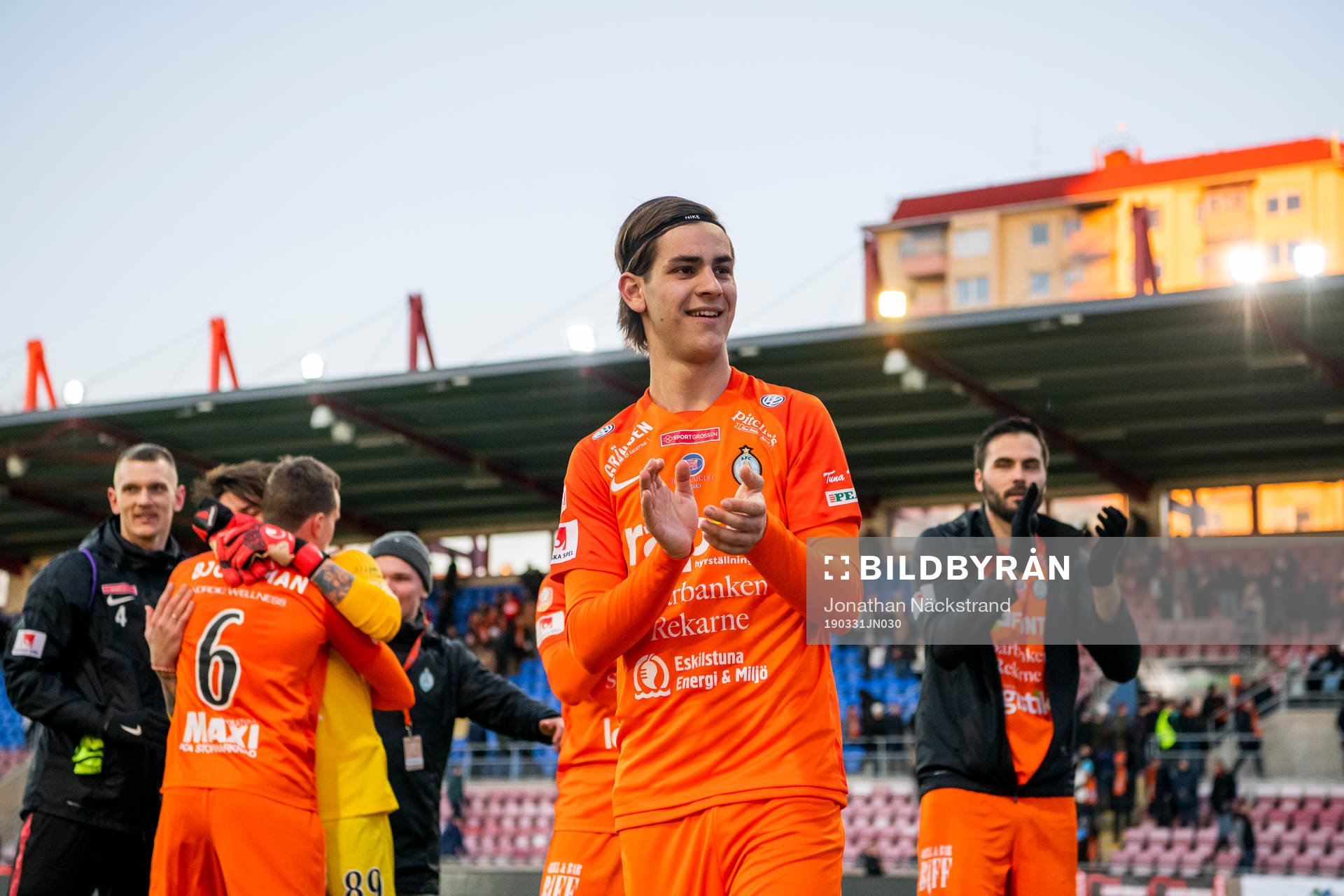 AFC Eskilstunas Adi Nalic jublar
