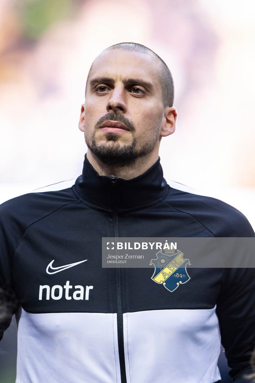 s Panajotis Dimitriadis