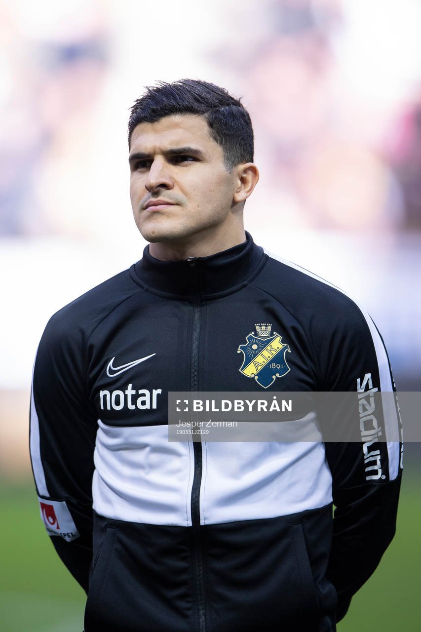 s Tarik Elyounoussi