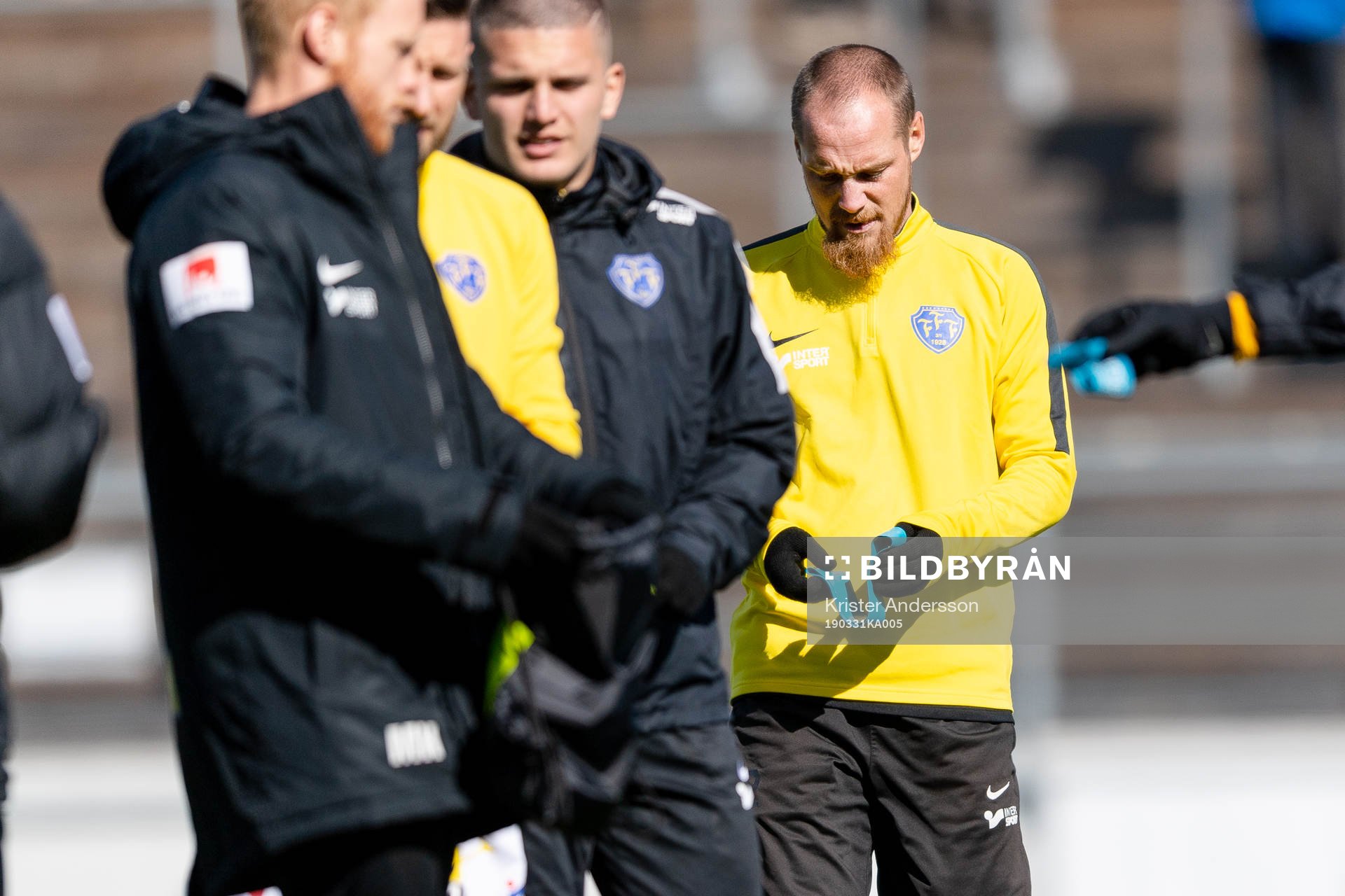 Falkenbergs Christoffer Carlsson före fotbollsmatchen i