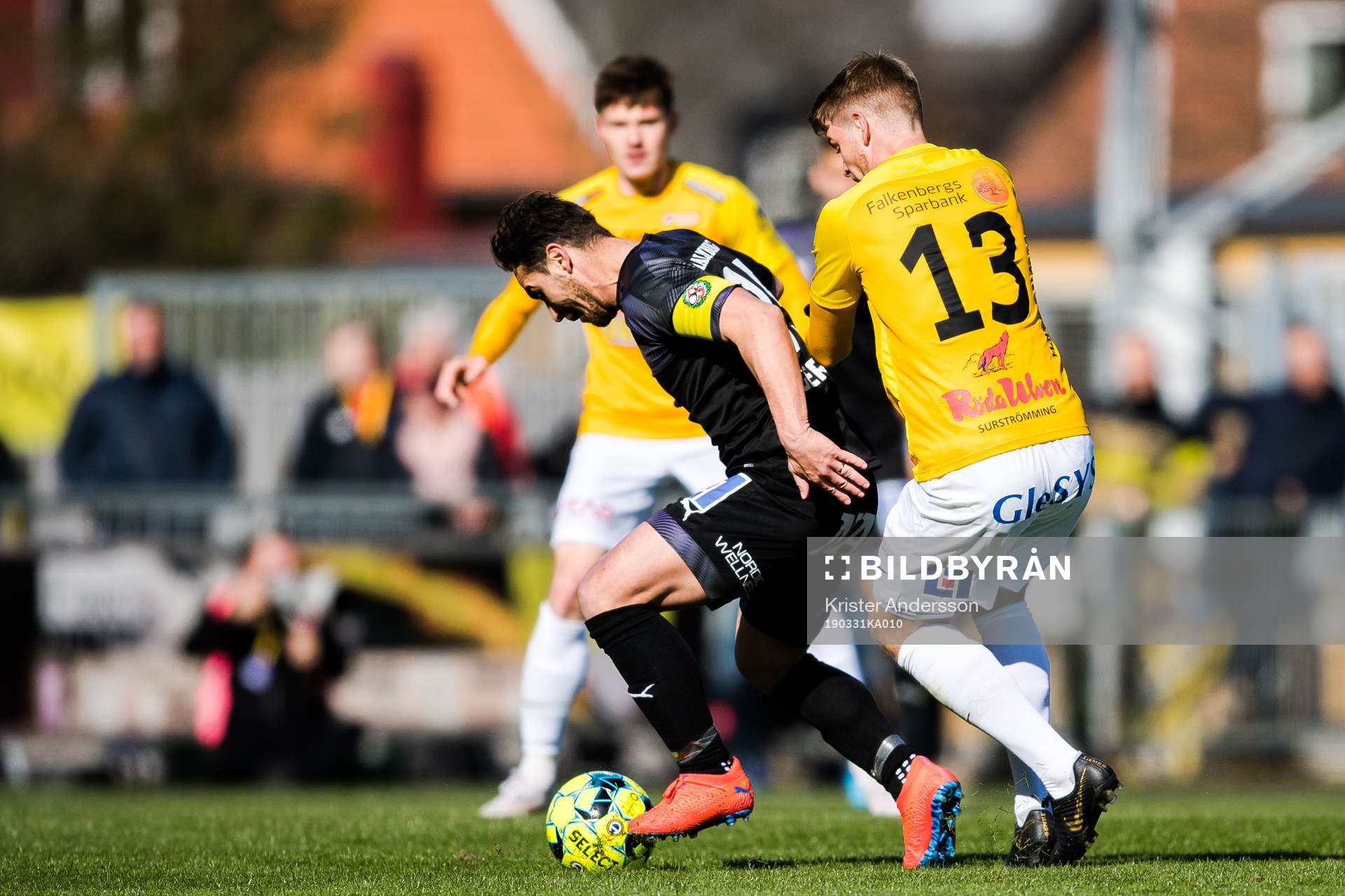 Örebros Nordin Gerzic och Falkenbergs Marcus Klingenberg