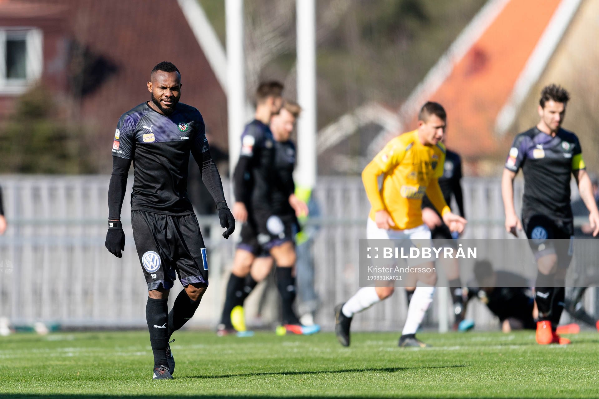 Örebros Michael Junior Omoh