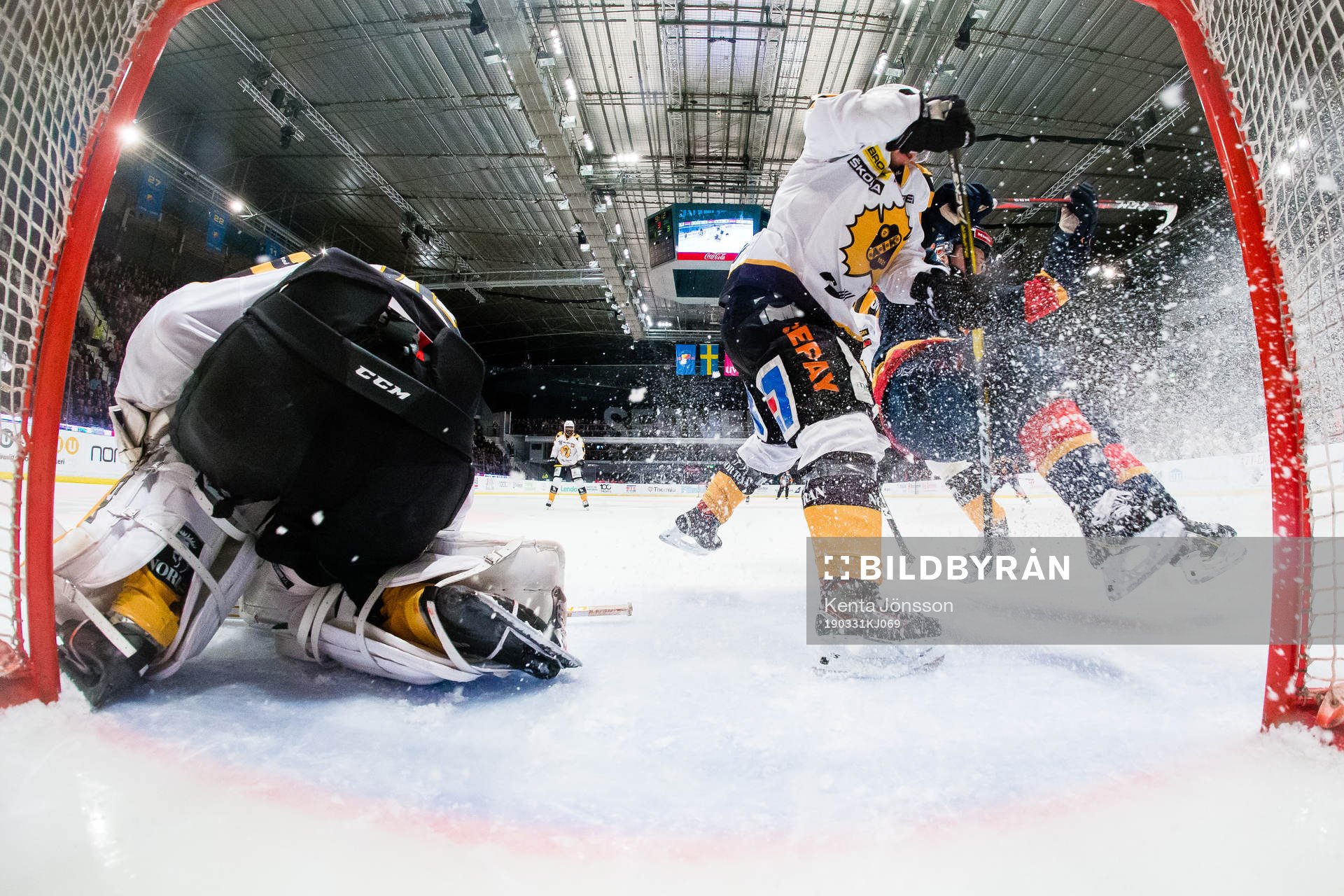 Djurgårdens Marcus Davidsson med en målchans framför