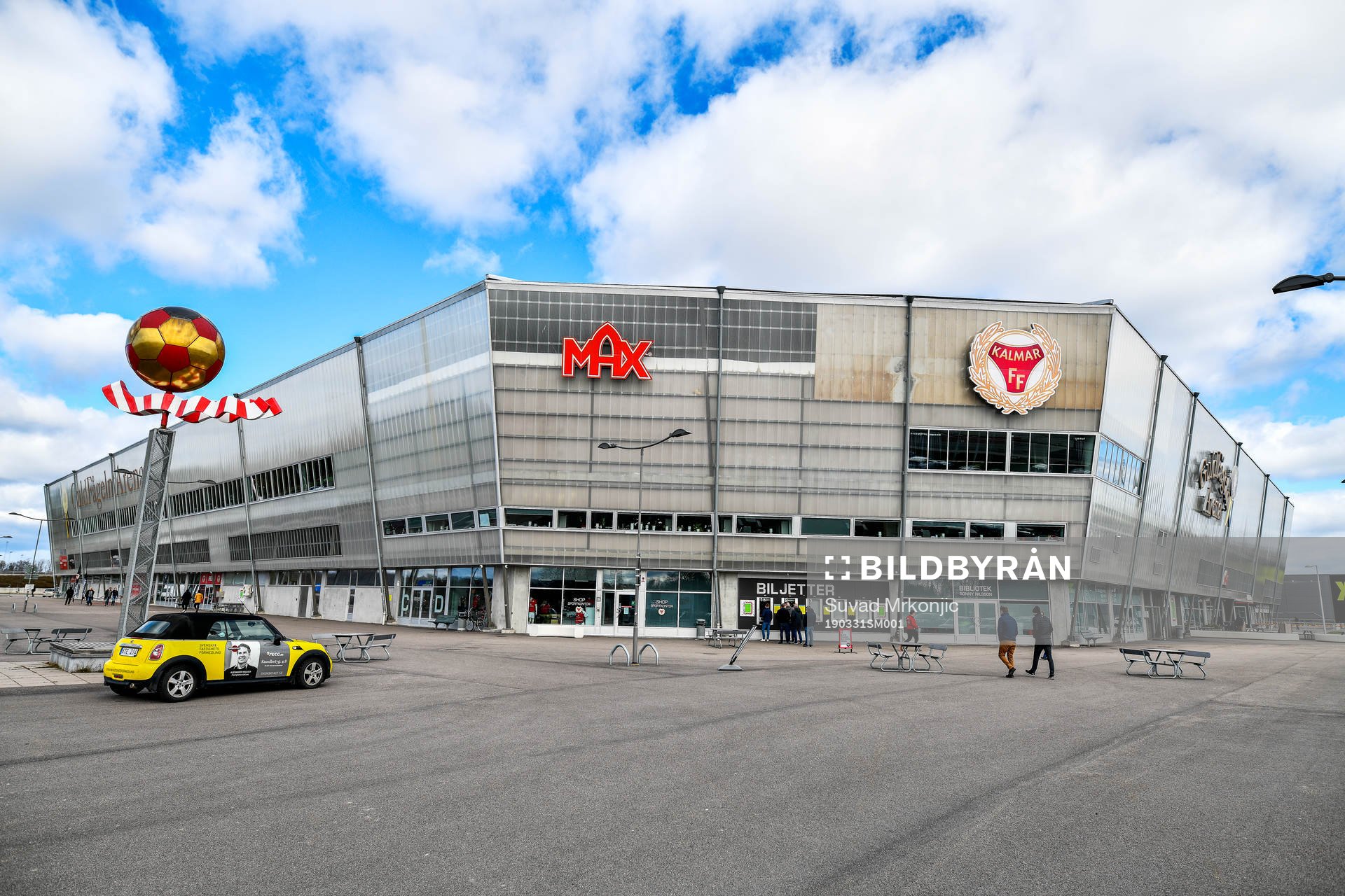 Exteriörbild av Guldfågeln Arena