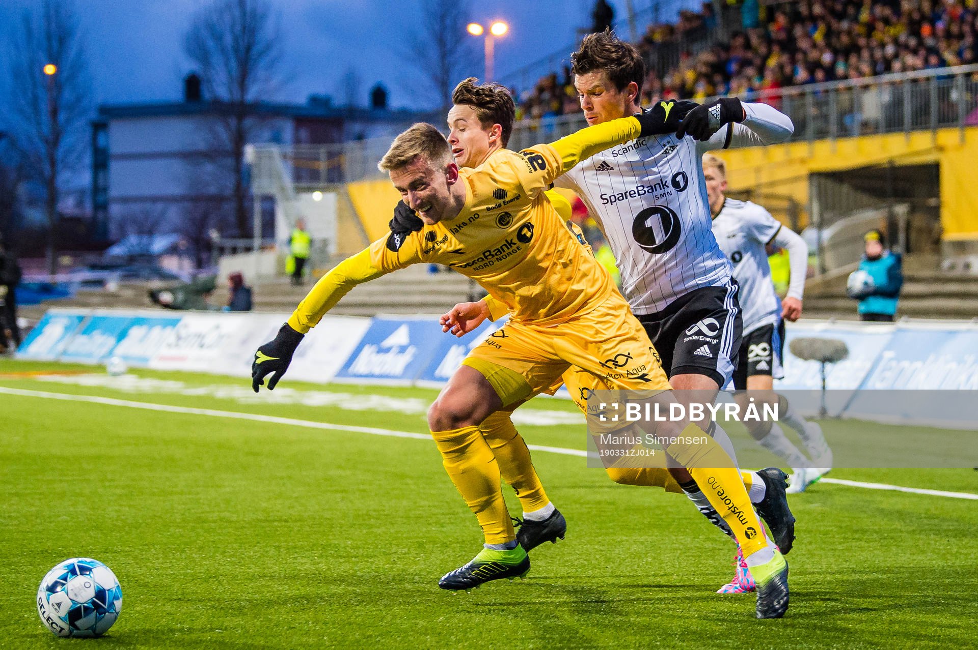 Erlend Dahl Reitan of Bodø/Glimt and Pål Andre Helland of