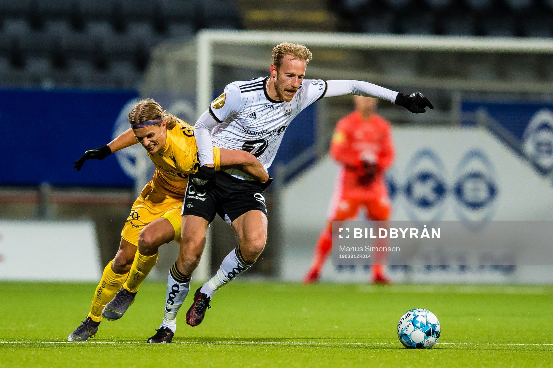 Ulrik Saltnes of Bodø/Glimt and Gjermund Åsen of Rosenborg