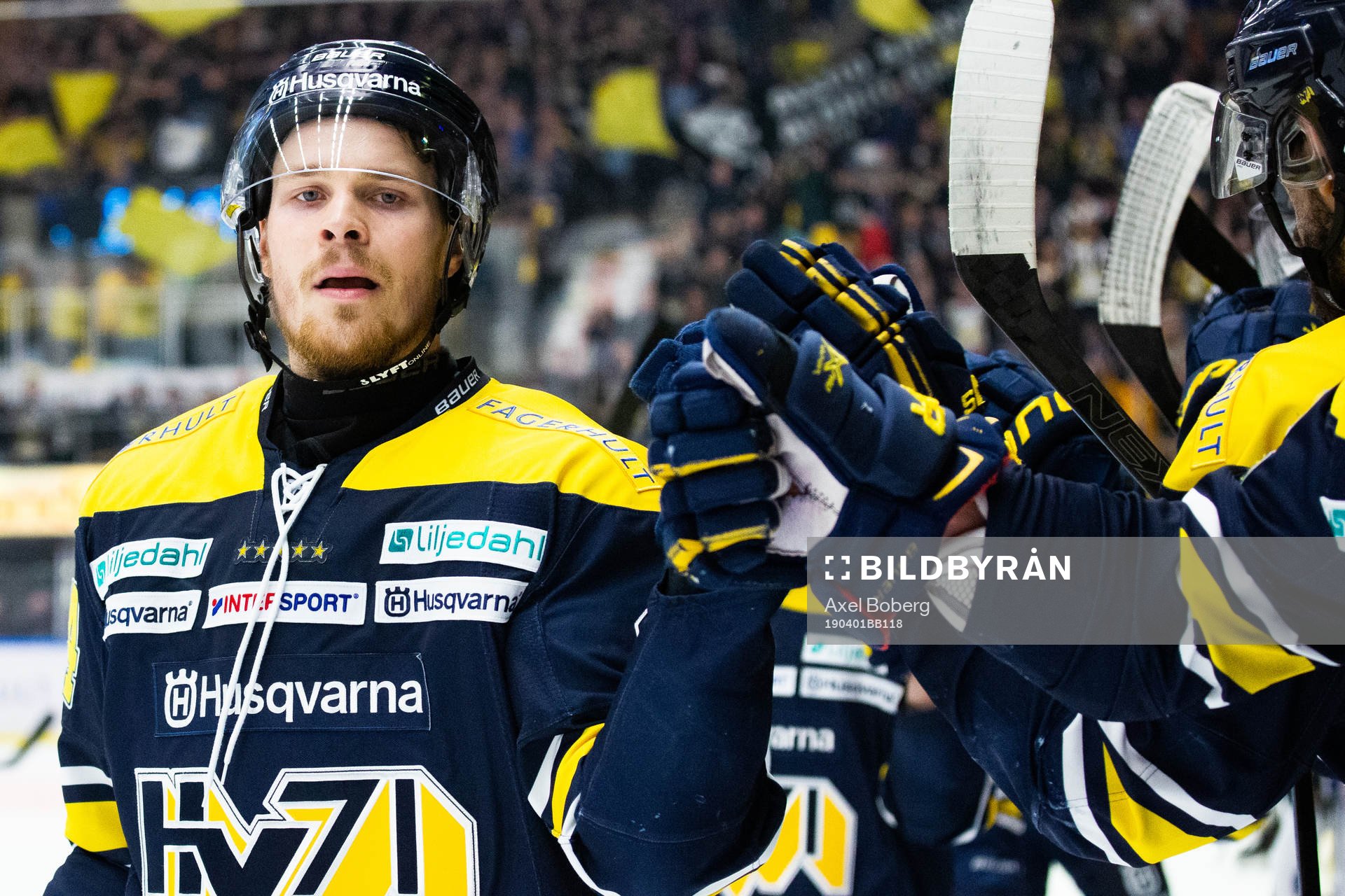 s Mikko Lehtonen jublar