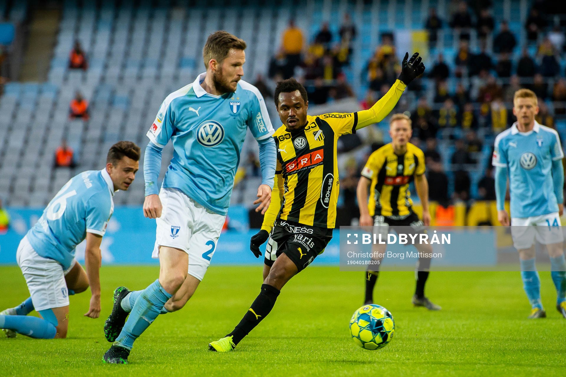 Malmö FFs Lasse Nielsen och Häckens Nasiru Mohammed