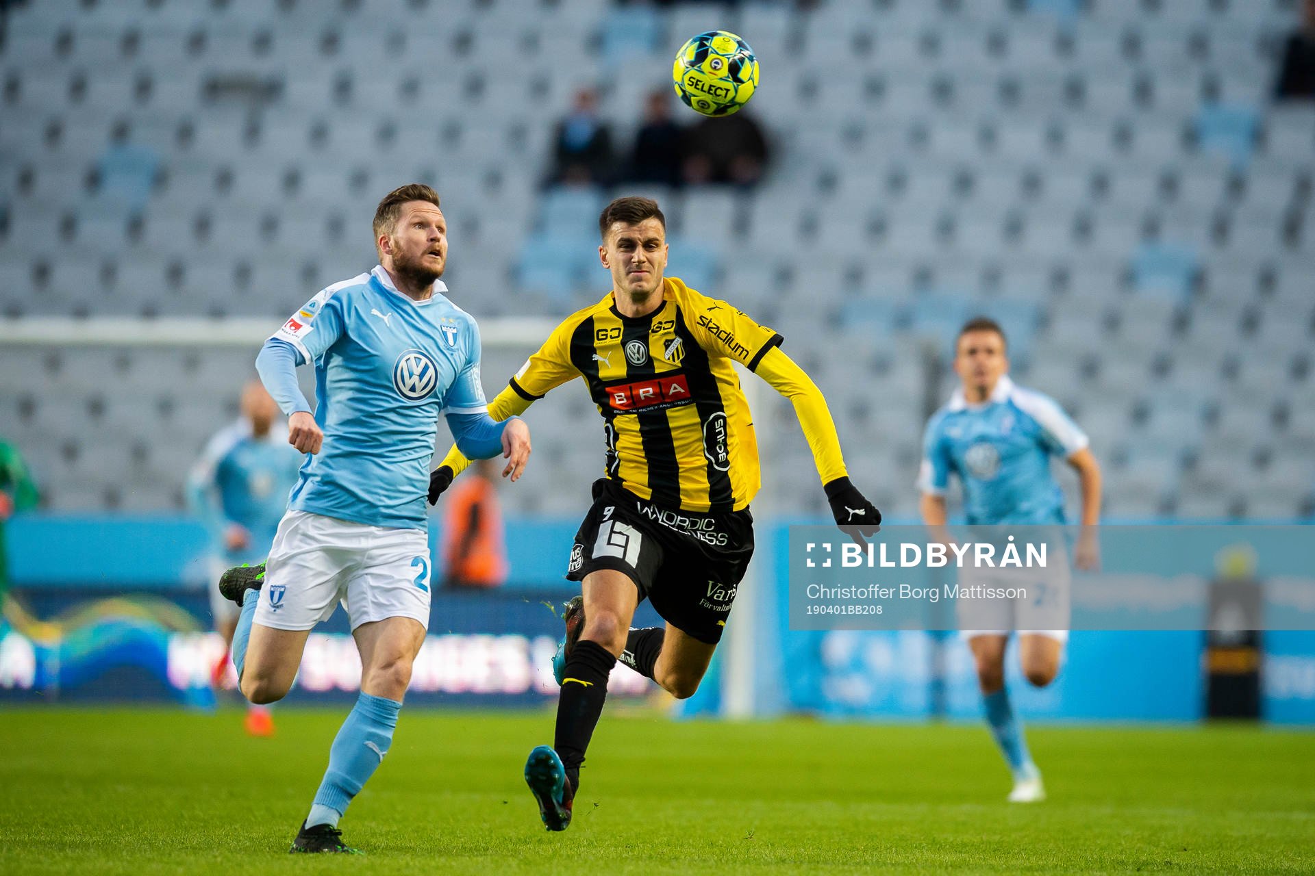 Malmö FFs Lasse Nielsen och Häckens Alexander Jeremejeff