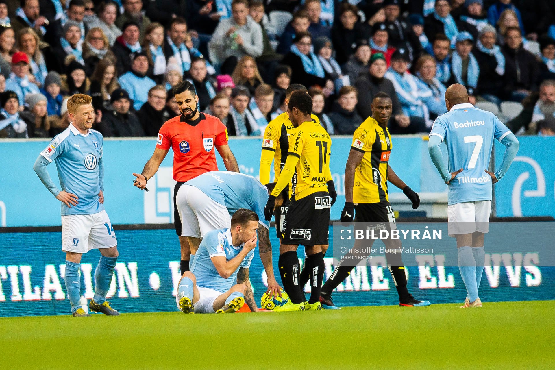 Malmö FFs Arnór Traustason har ont