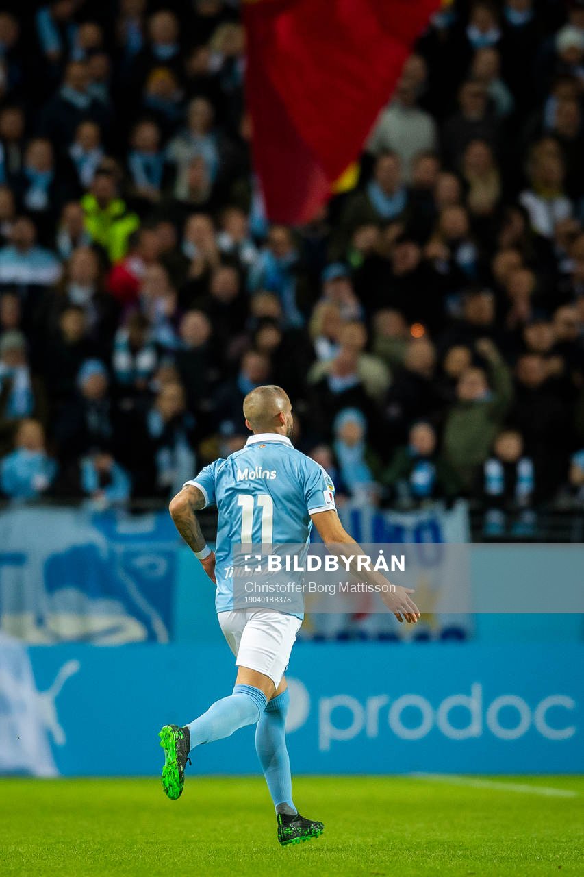 Malmö FFs Guillermo Molins blir inbytt