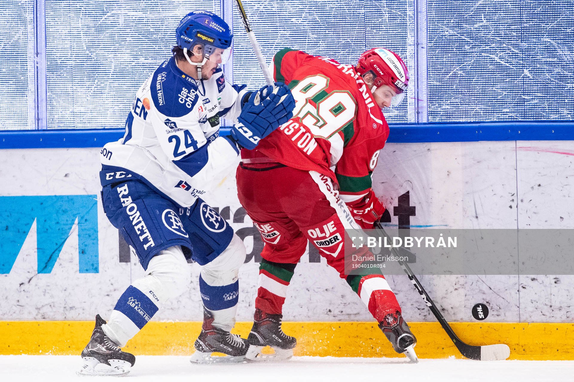 Leksands Thomas Valkvæ Olsen  och Moras Ryan Johnston