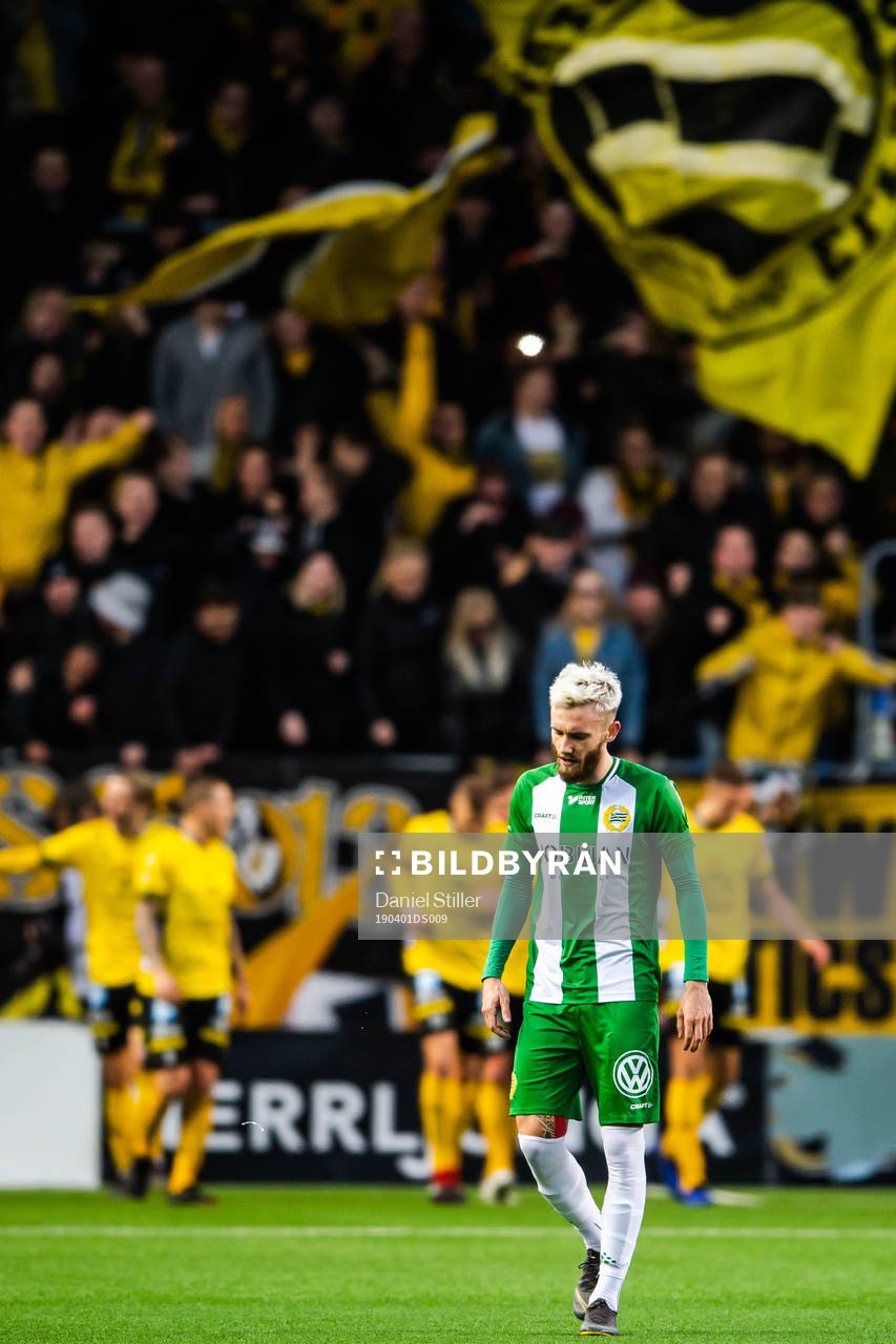 Hammarbys Simon Sandberg deppar