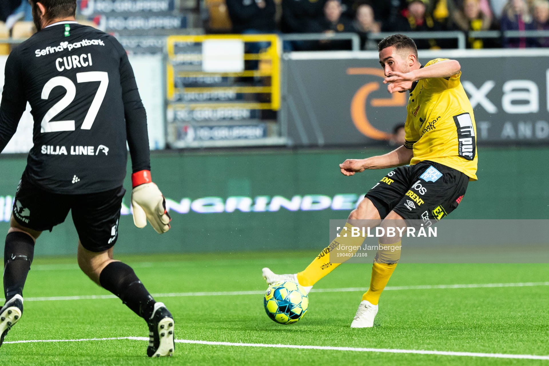 Elfsborgs Frederik Holst skjuter 1-1
