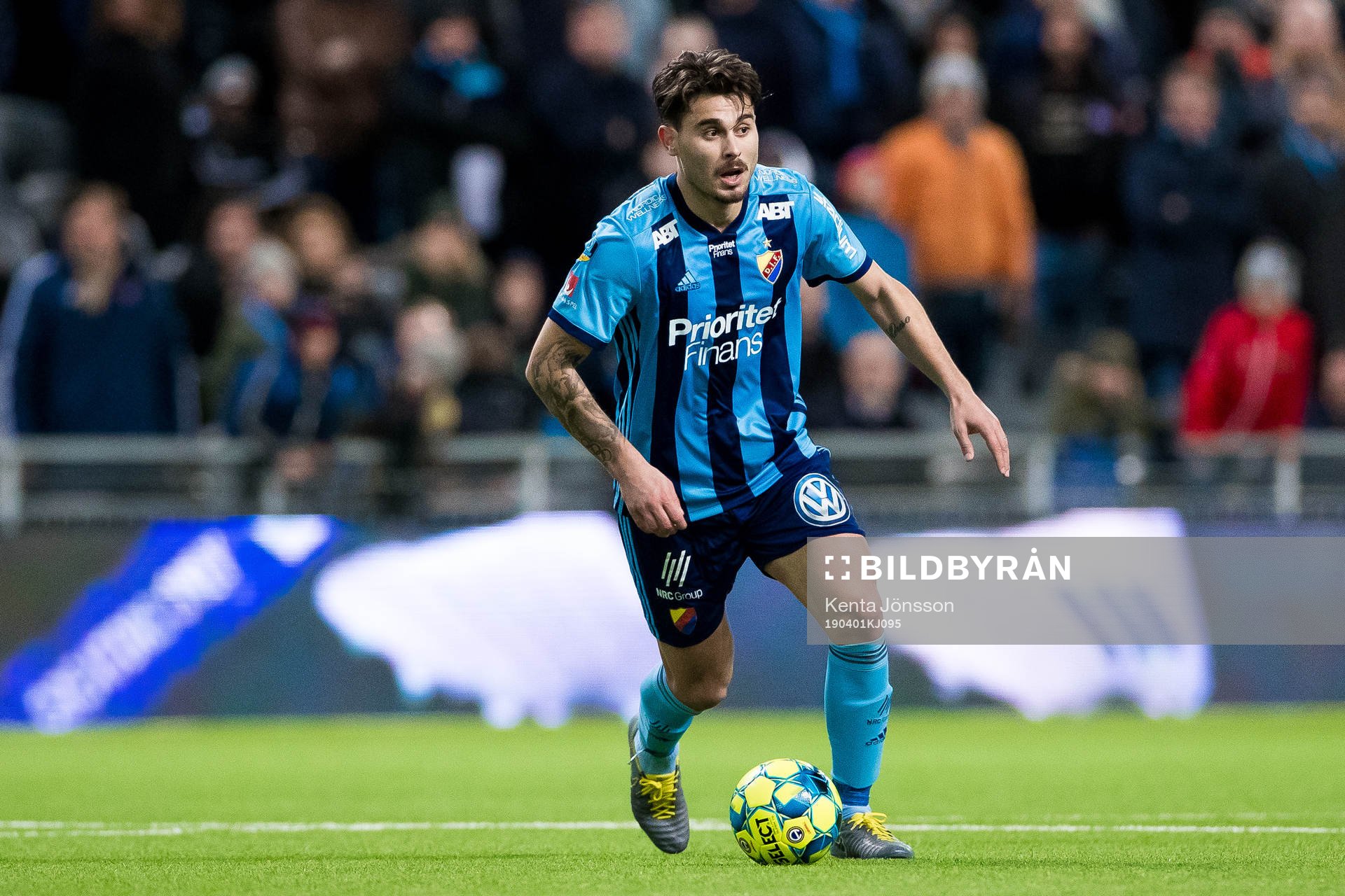 Djurgårdens Astrit Ajdarevic under fotbollsmatchen i Allsvenskan mellan Djurgården och GIF Sundsvall den 1 april 2019 i Stockholm. 