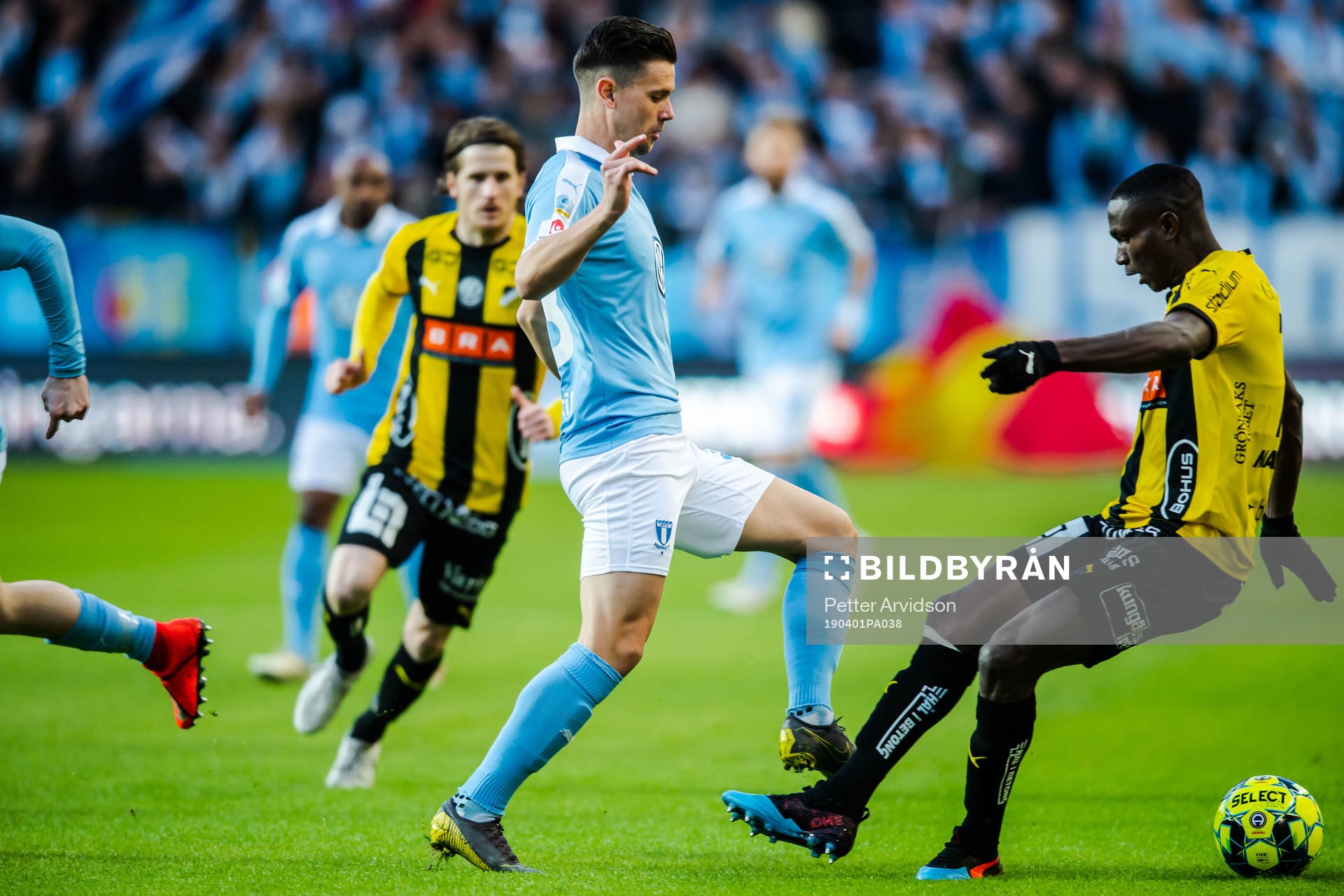 Malmö FFs Marcus Antonsson och Häckens Elohor Ekpolo