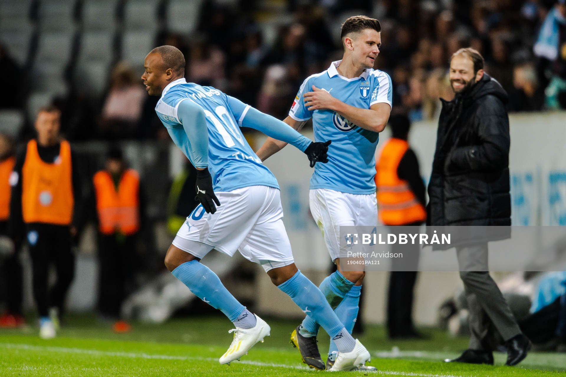 Malmö FFs Marcus Antonsson byter med Carlos Strandberg