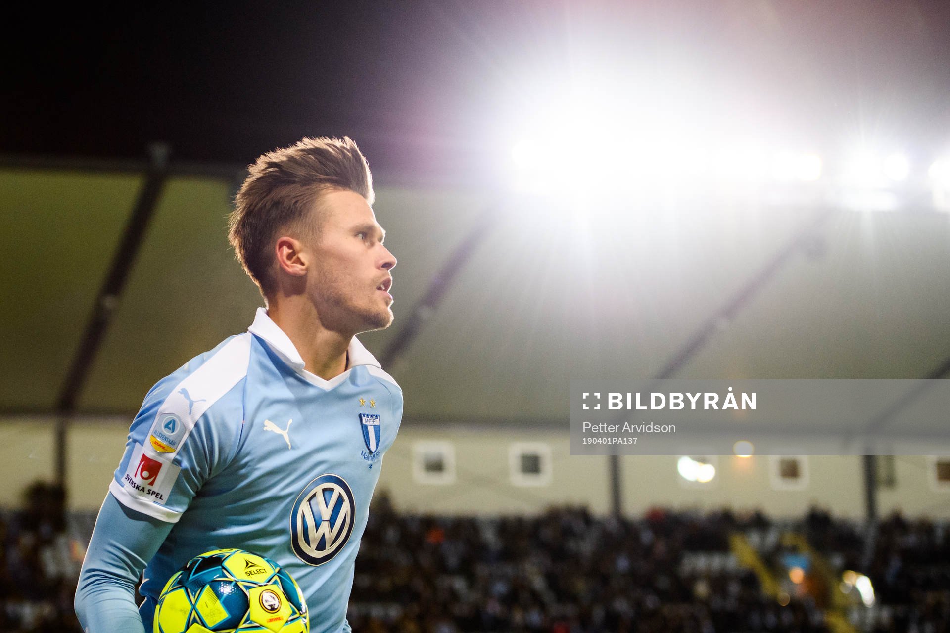 Malmö FFs Arnór Ingvi Traustason under fotbollsmatchen i Allsvenskan mellan Malmö FF och Häcken den 1 april 2019 i Malmö.