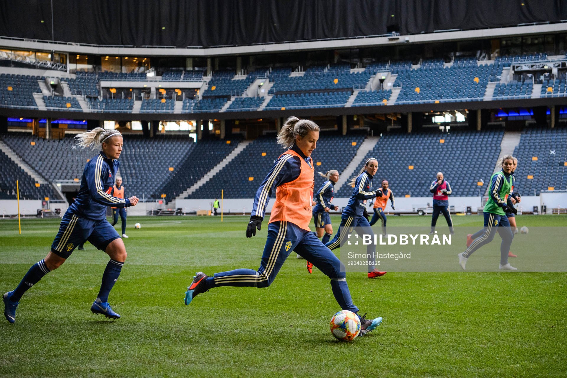 Hanna Glas and Nathalie Björn of the Swedish women