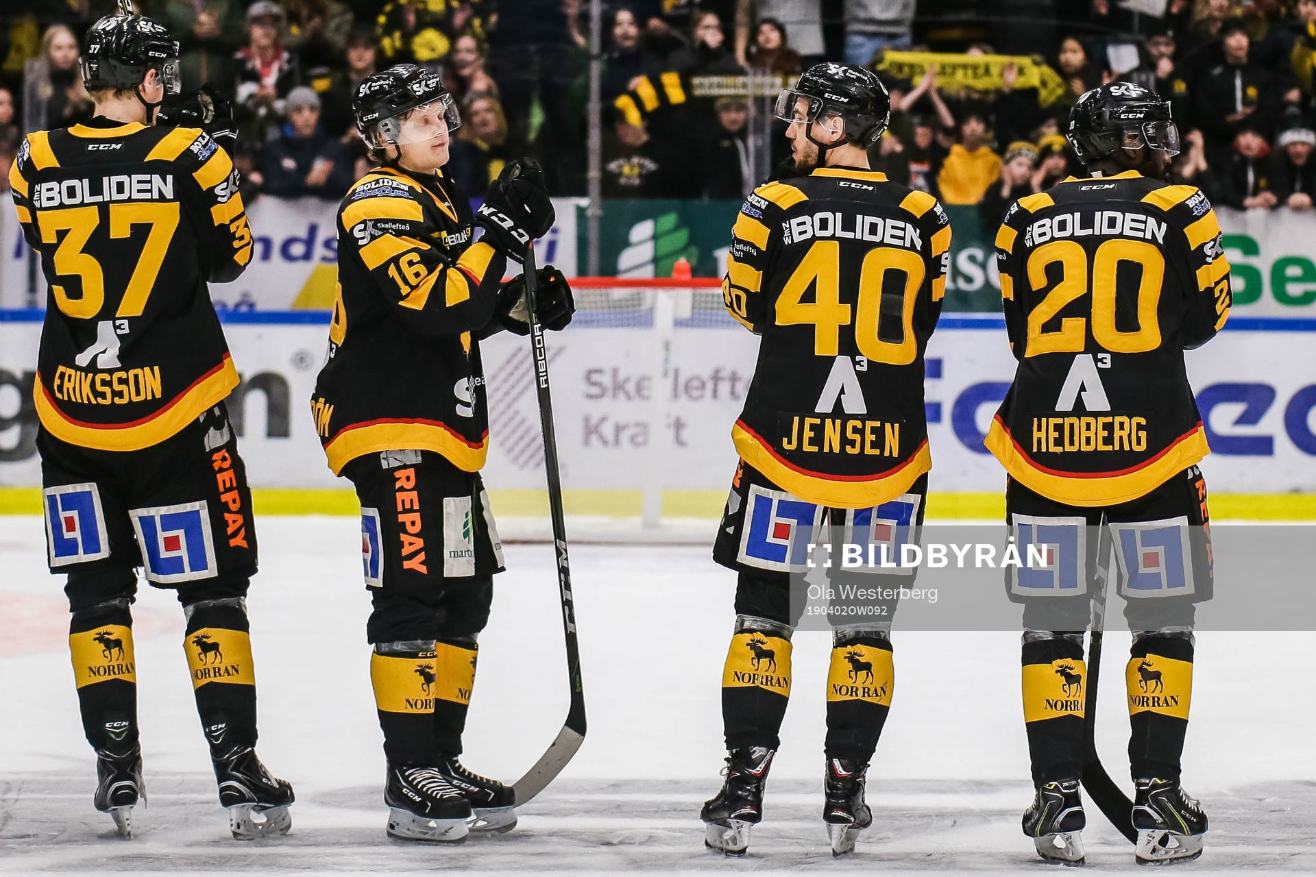 Skellefteås Linus Lindström deppar med lagkamrater