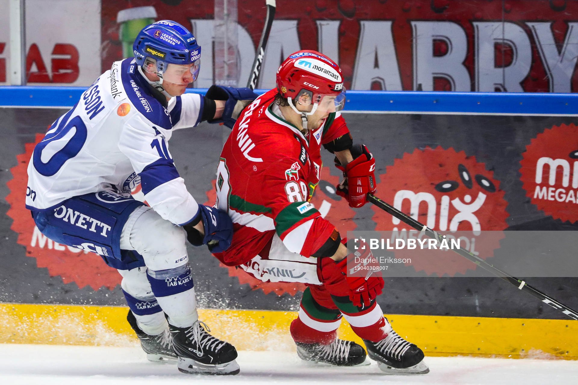 Leksands Martin Karlsson  och Moras Ryan Johnston