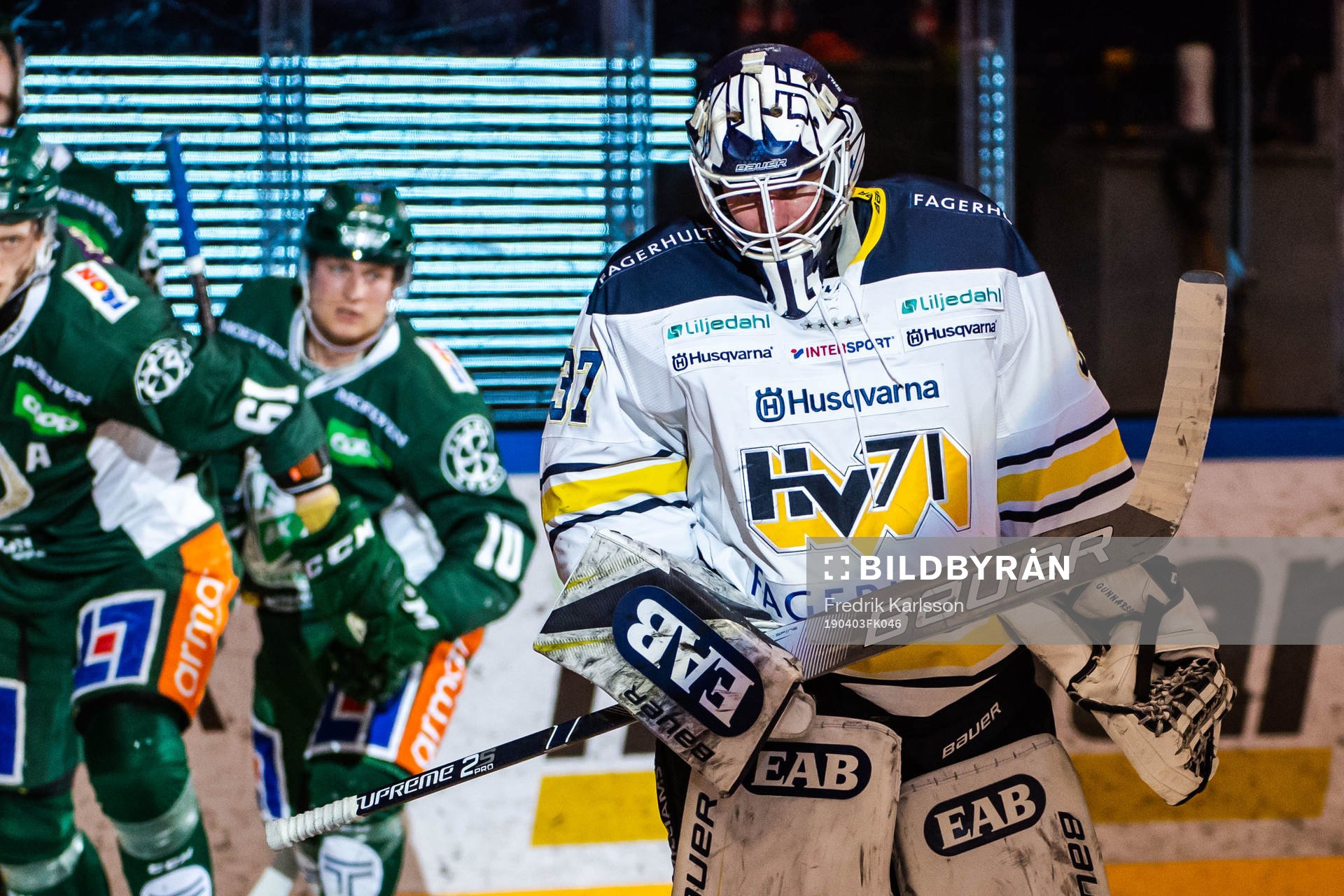 s målvakt Jonas Gunnarsson  deppar
