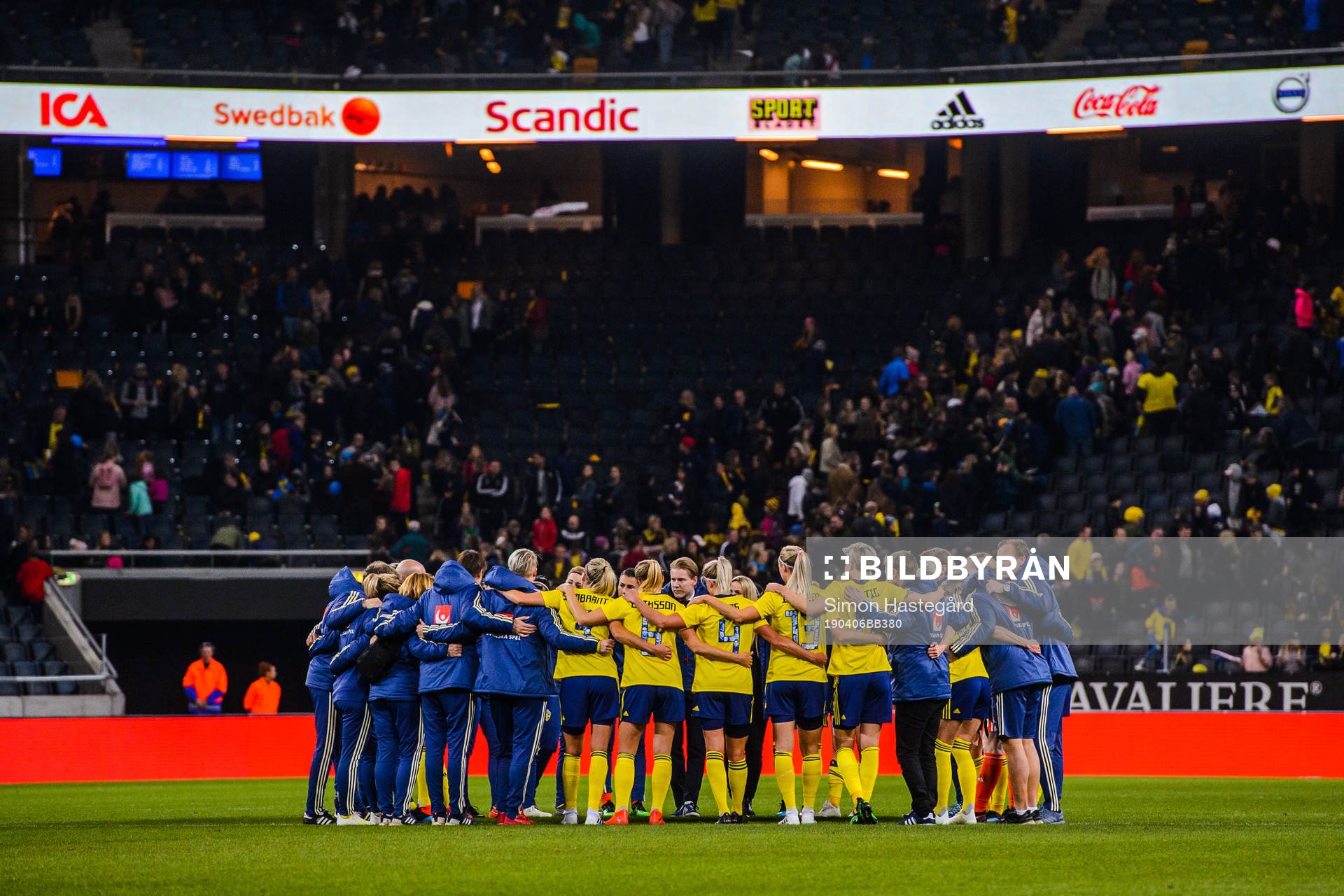 Players of Sweden gathered