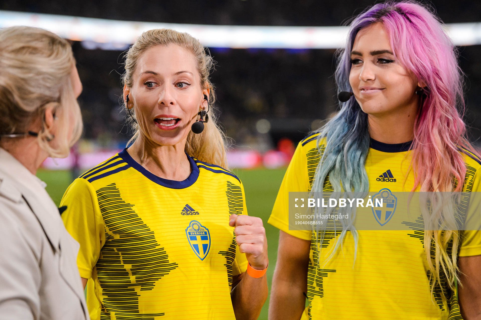 Eva Röse and Linnea Claesson in the Cmore studio