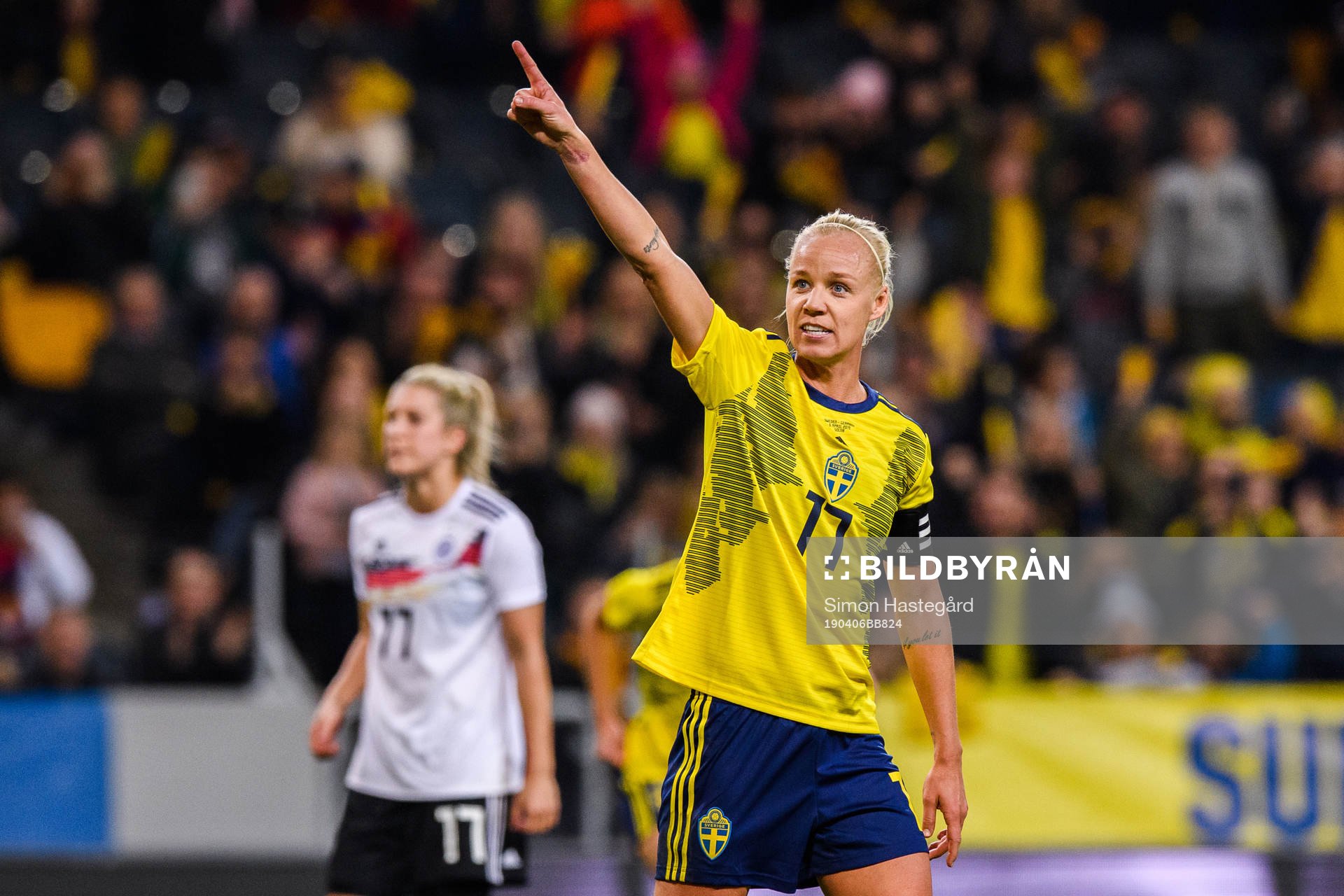 Caroline Seger of Sweden celebrates the 1-2 goal