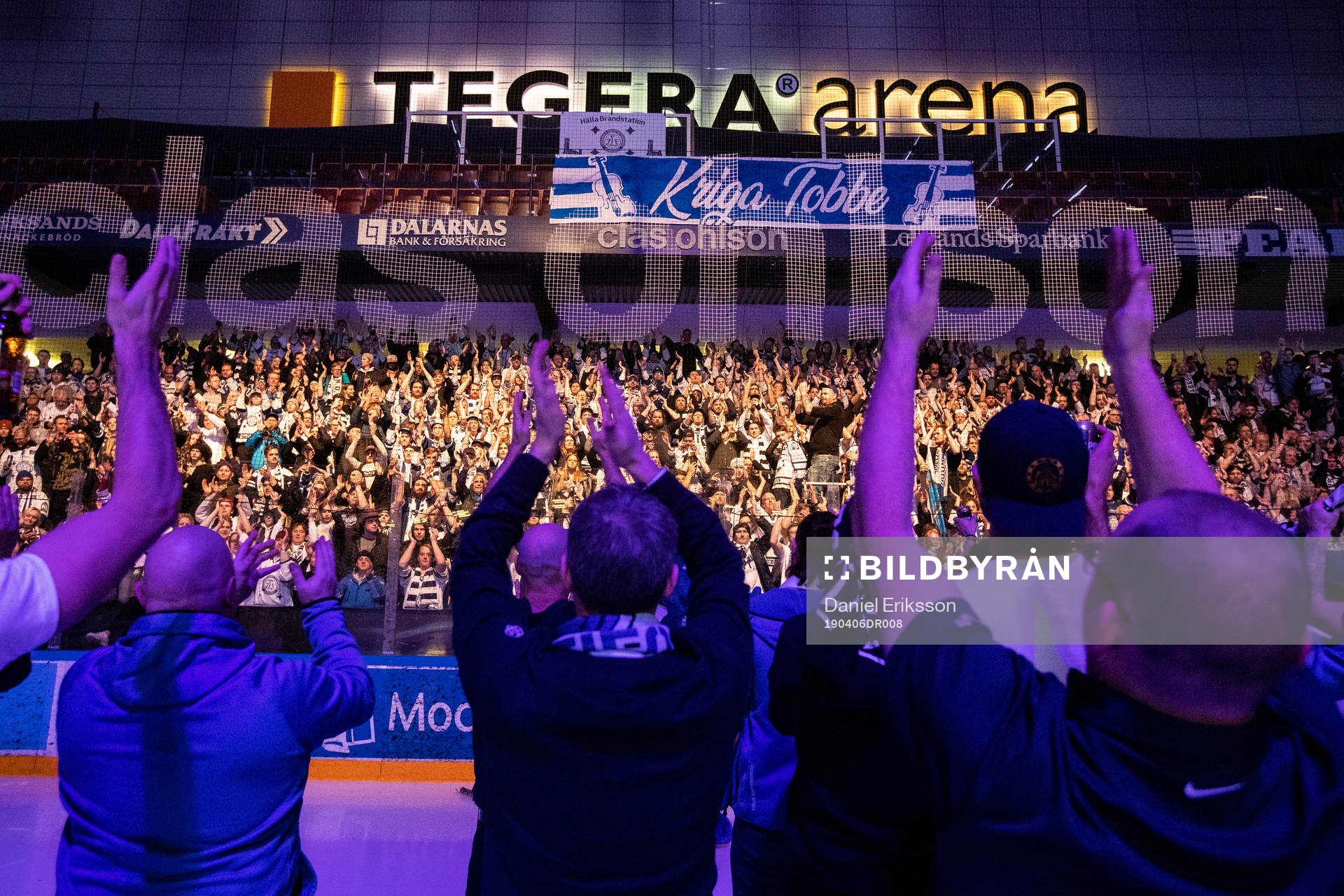 Leksands fansen firar i Tegera Arena