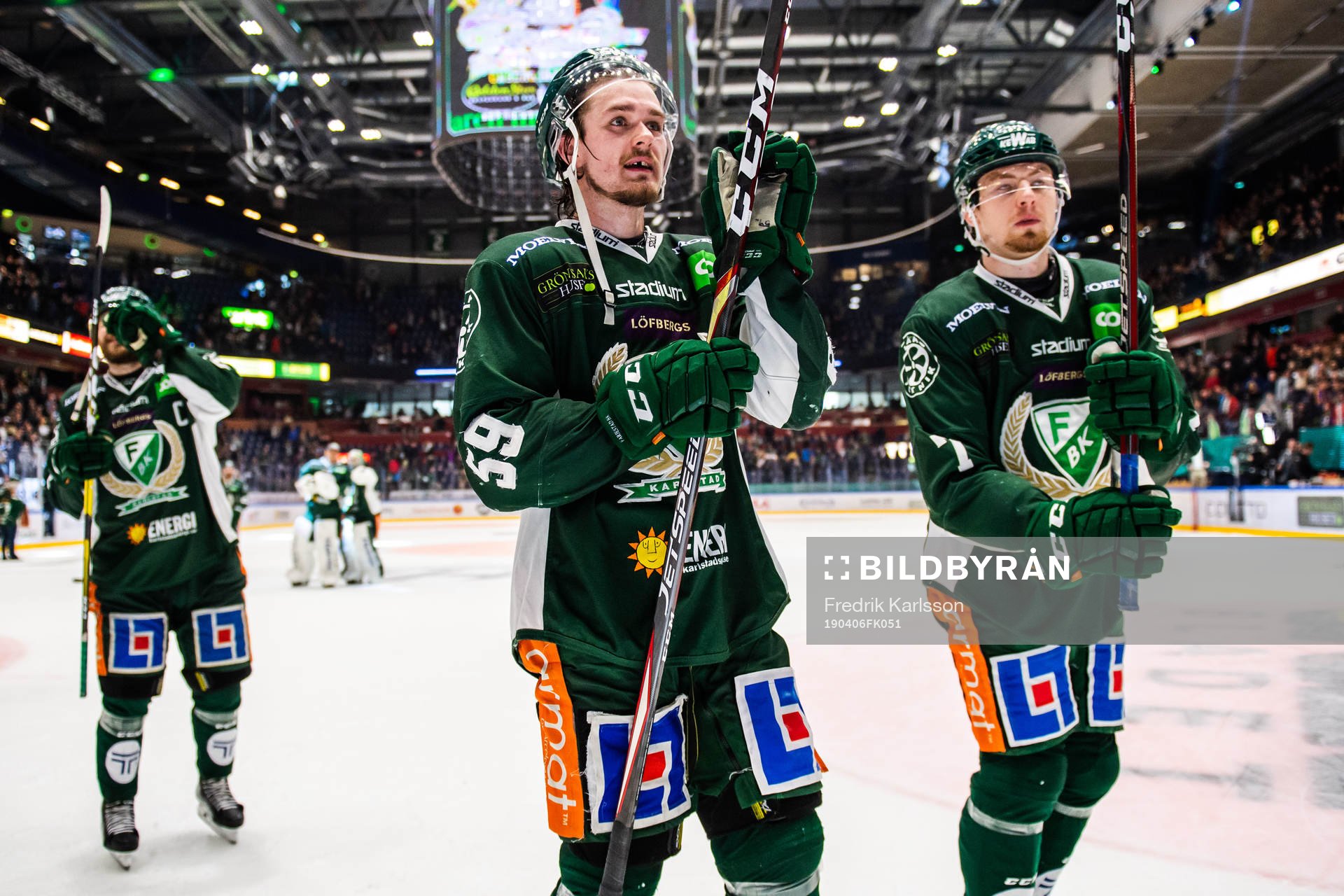 Färjestads Linus Johansson och Johan Ivarsson jublar