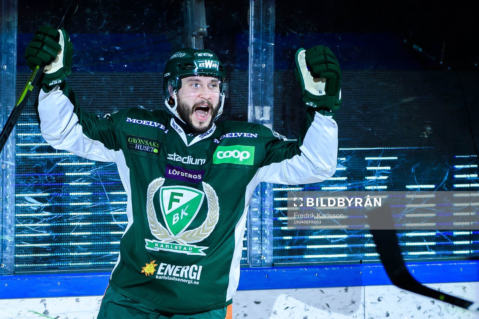Färjestads Jesse Virtanen jublar