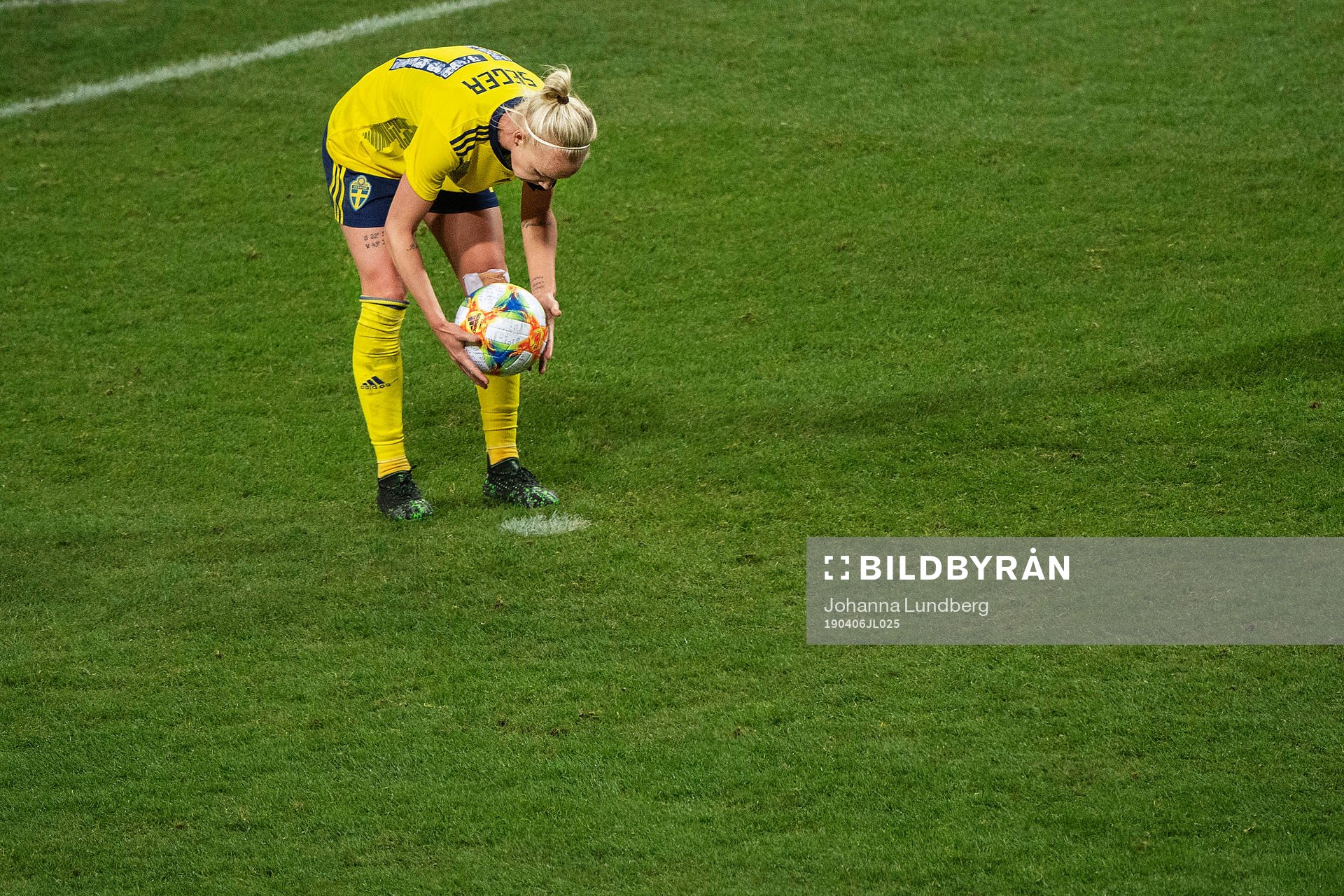 Caroline Seger of Sweden prepares for a penalty