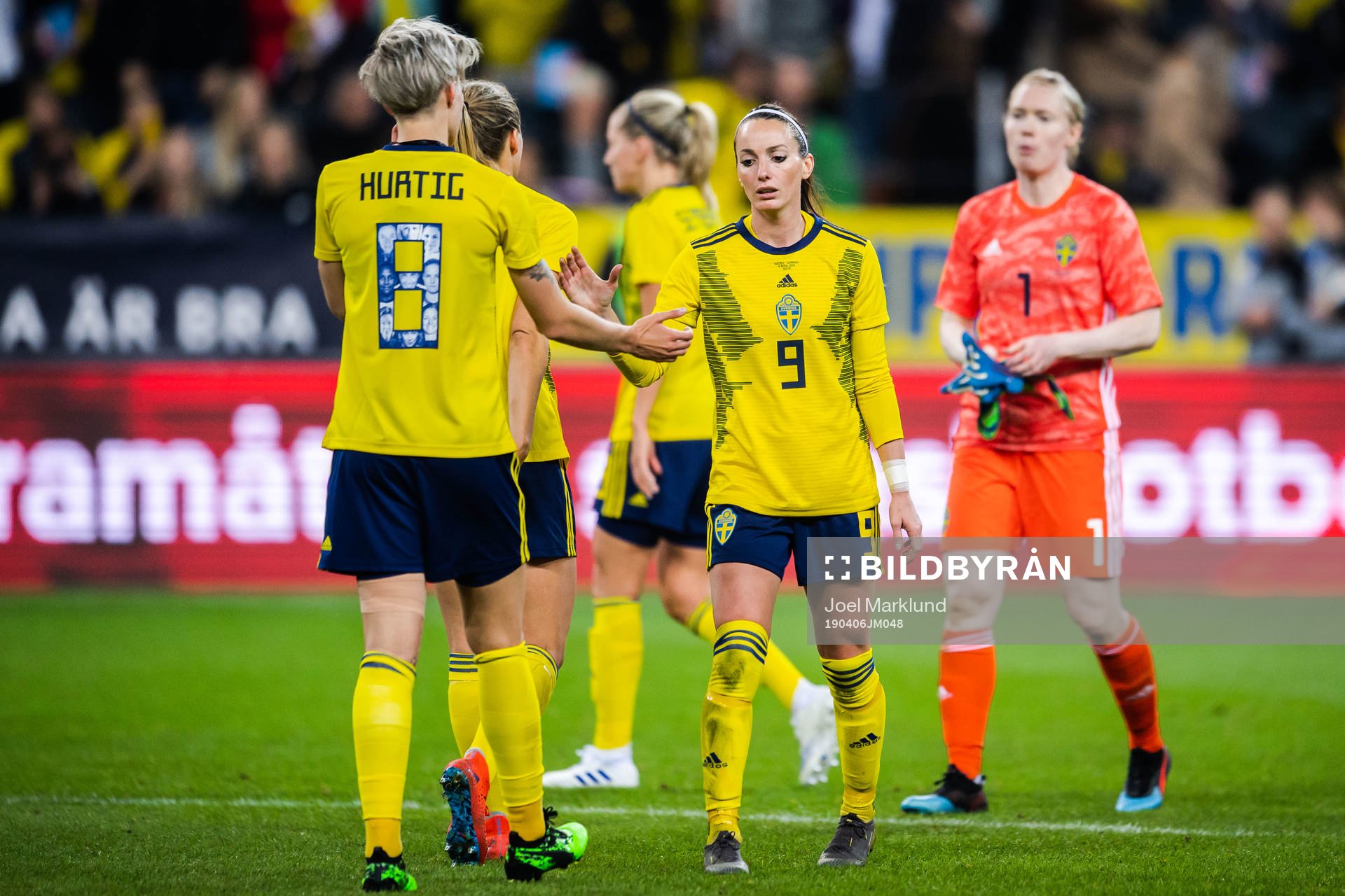 Lina Hurtig and Kosovare Asllani of Sweden looks dejected